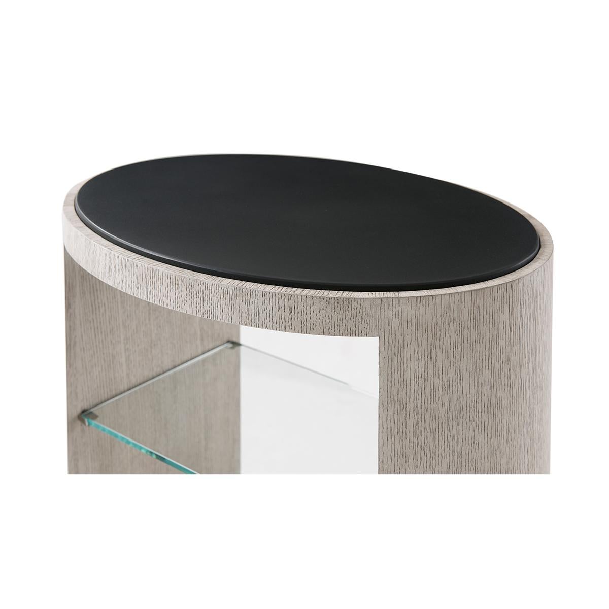 Modern Oval Side Table In New Condition For Sale In Westwood, NJ