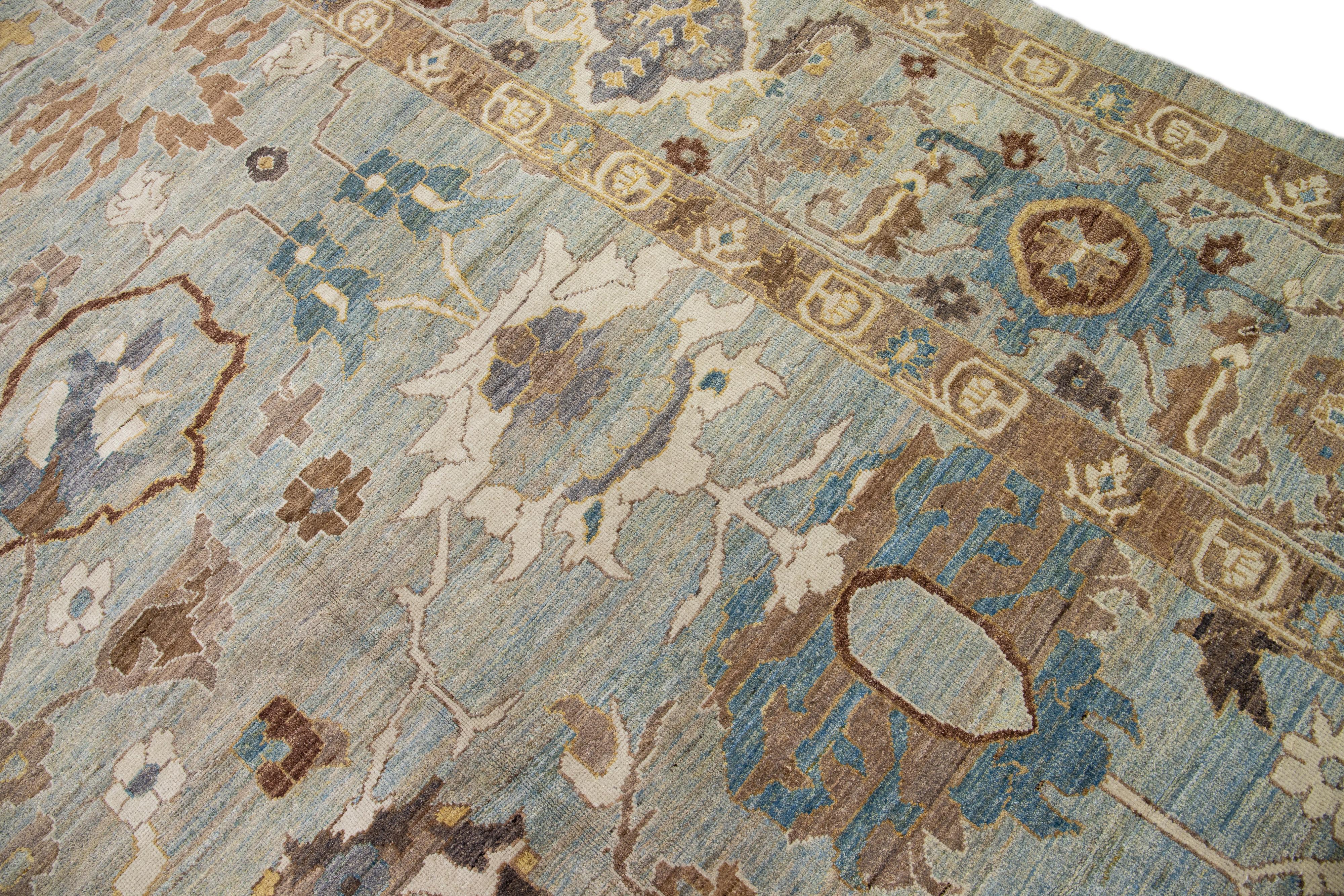 Moderner moderner übergroßer handgefertigter Sultanabad-Teppich aus grauer und blauer Wolle mit Blumenmuster im Angebot 2