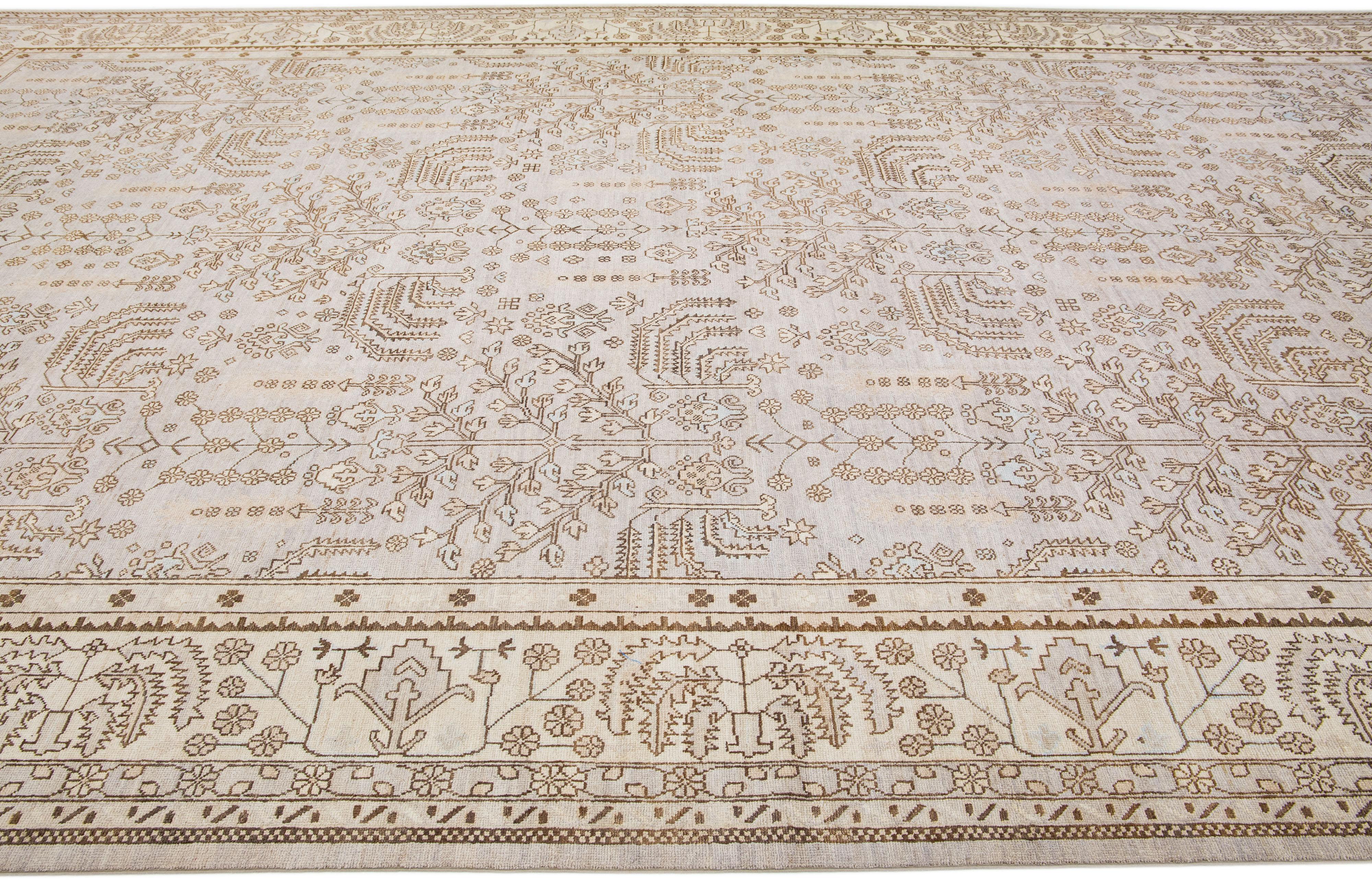 Hand-Knotted Modern Ovesize Oushak Wool Rug Handmade with Beige Floral Field For Sale
