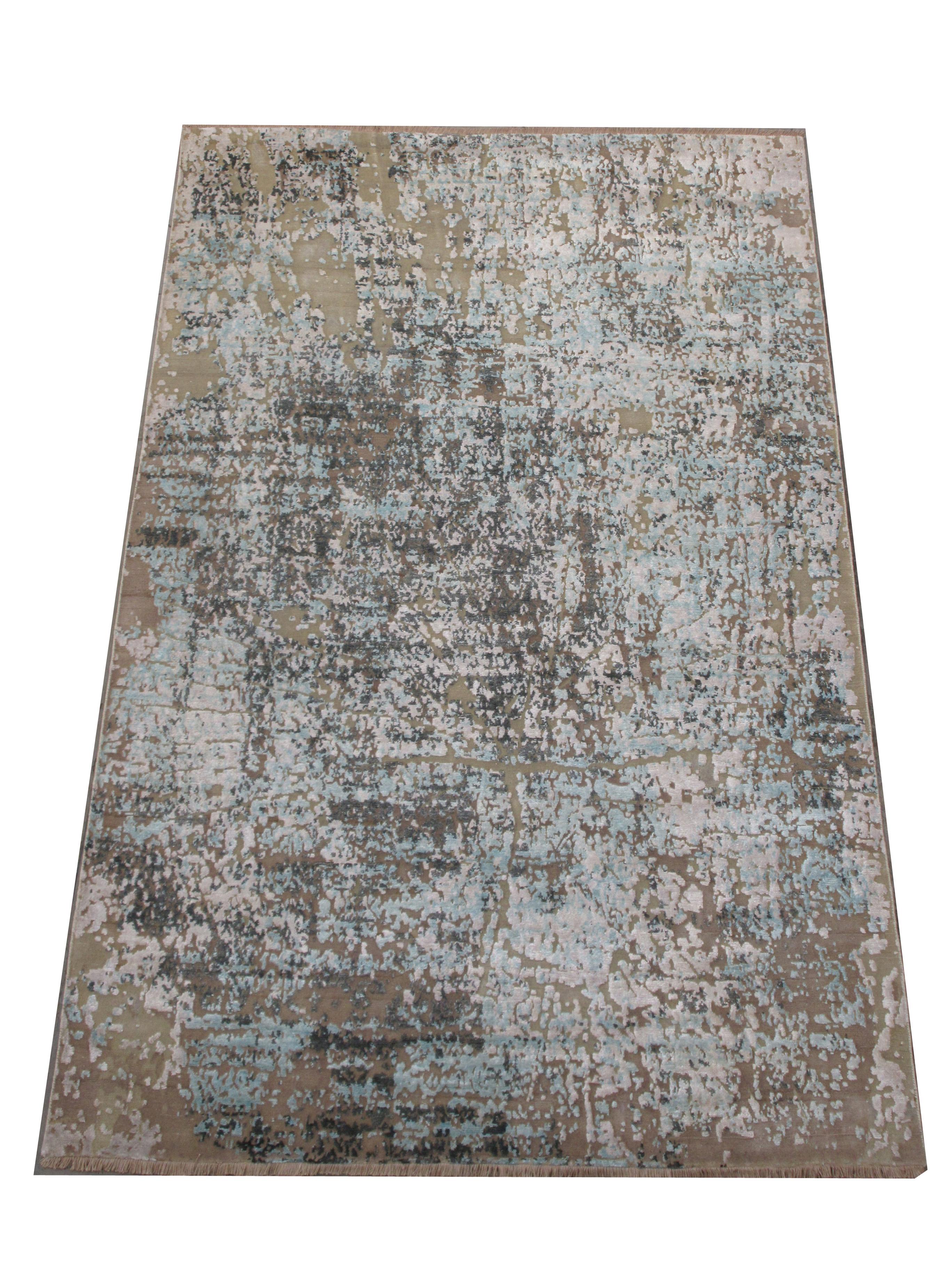 Hand knotted wool & silk pile on a cotton foundation. 

Oxidized Design

Dimensions: 7'10