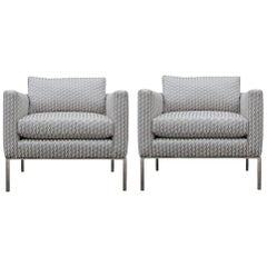 Modernes Paar geometrischer Goyard-Muster Moderne Lounge Chromstühle Knoll Style