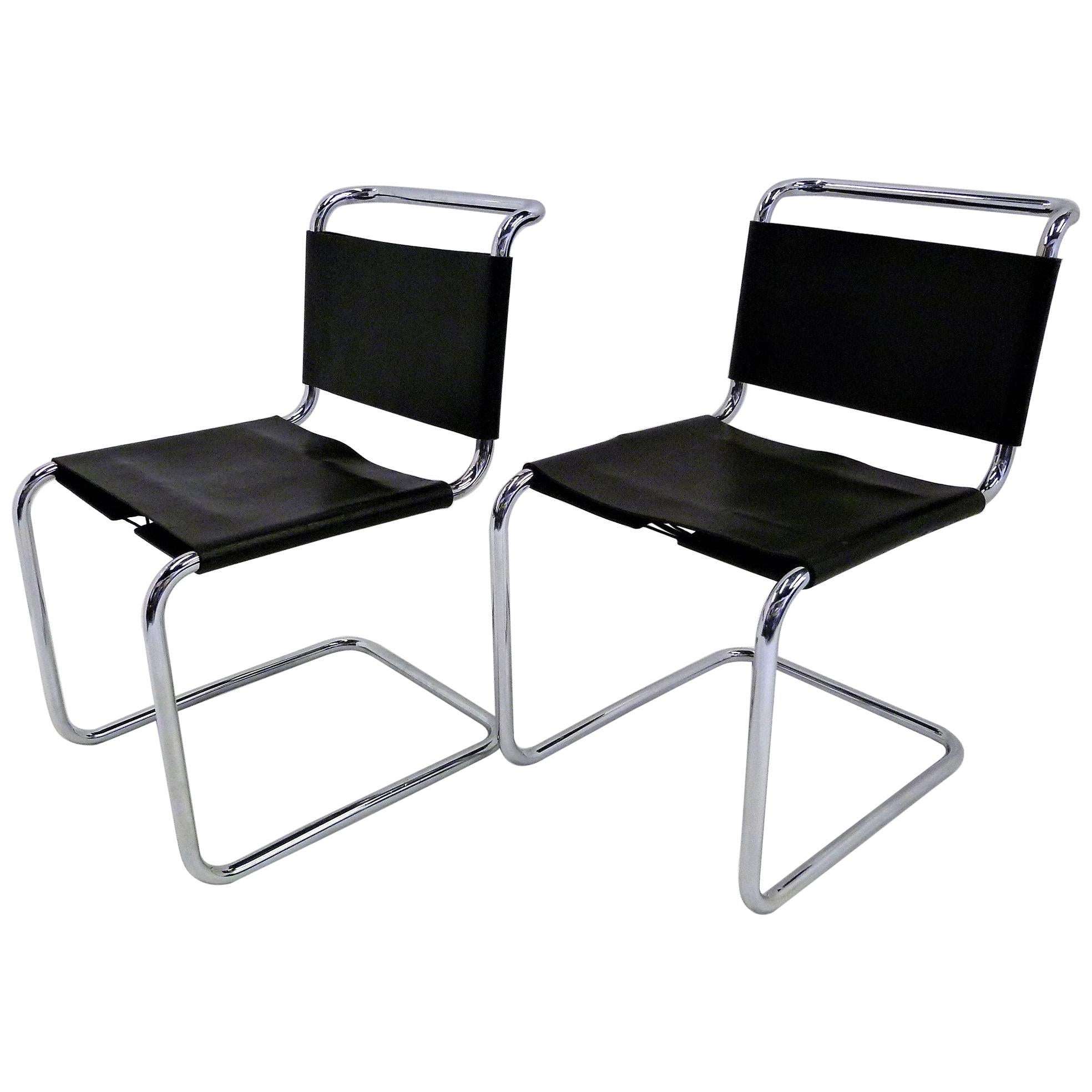 Modern Pair of 1970s Knoll International Black Leather and Chrome Spoleto Chairs