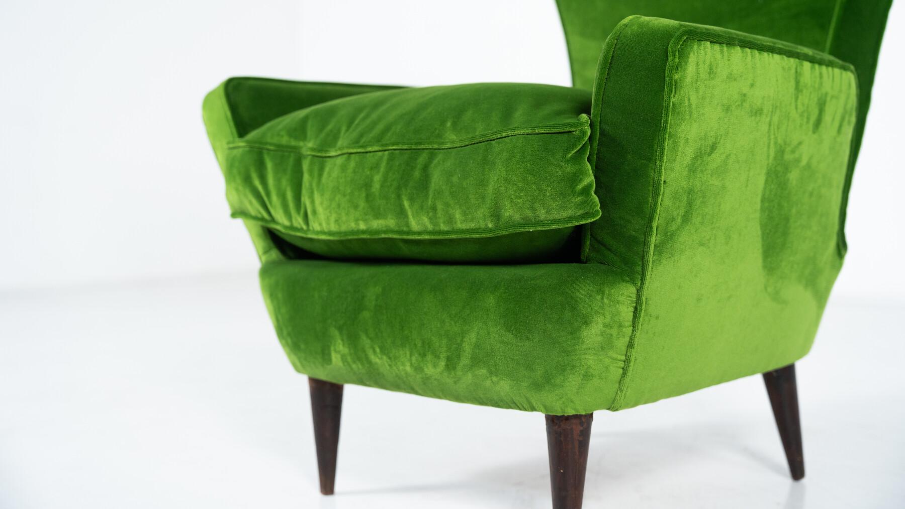 Modern Pair of Armchairs by Emilia Sala and Giorgio Madini - New Upholstery For Sale 11