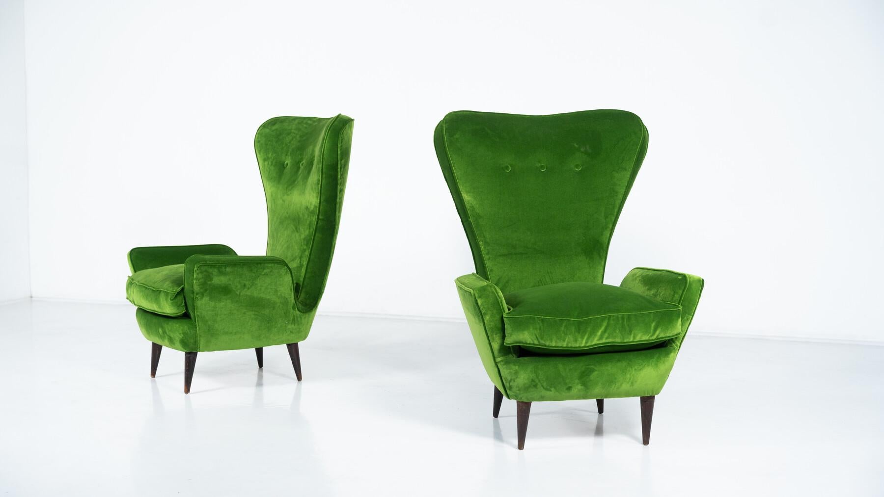 Mid-Century Modern Modern Pair of Armchairs by Emilia Sala and Giorgio Madini - New Upholstery For Sale
