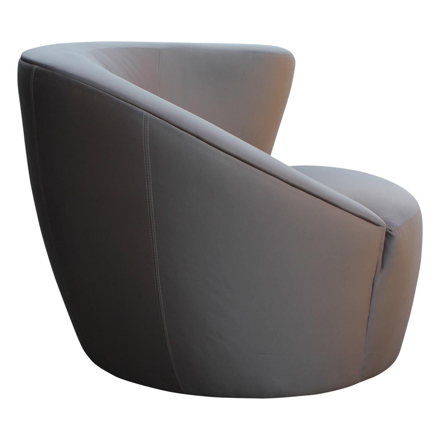 Mid-Century Modern Modern Pair of Asymmetrical Swivel Club Lounge Chairs by Vladimir Kagan
