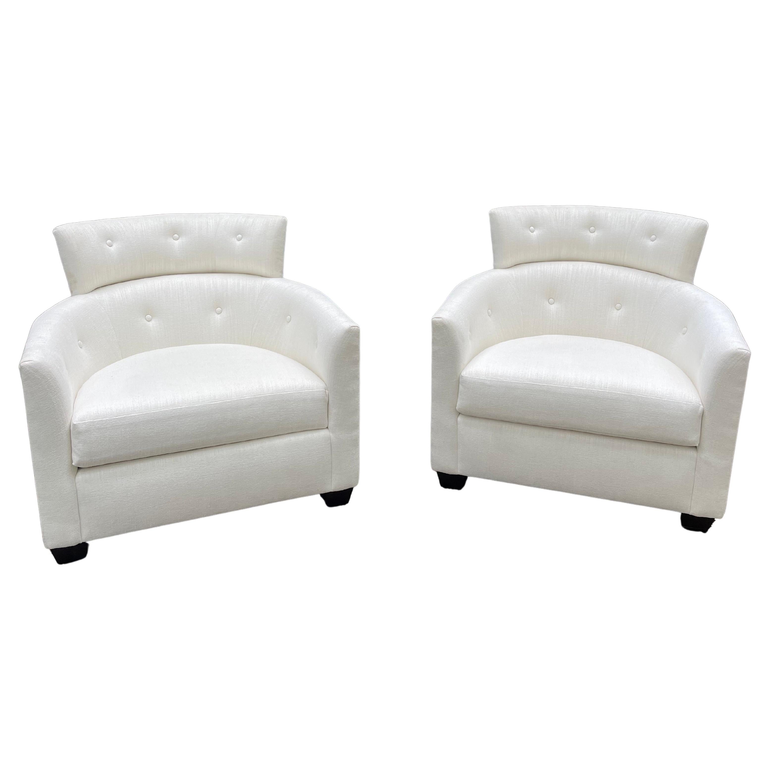 Modern Pair of Barrel Back Curvy Club Lounge Chairs For Sale