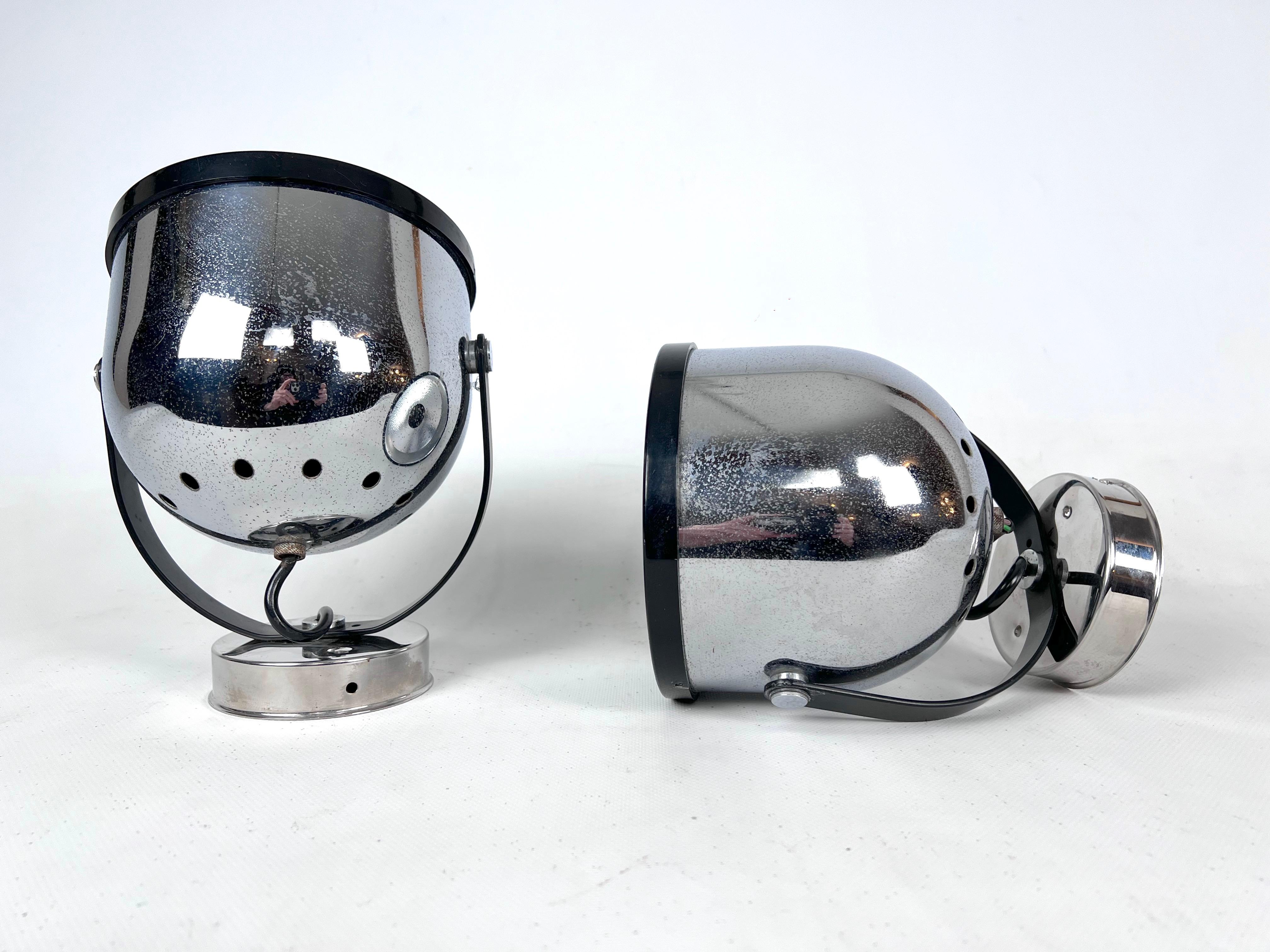 20th Century Modern Pair of Gae Aulenti Orientable Wall Lamps for Stilnovo, Italy 1970s