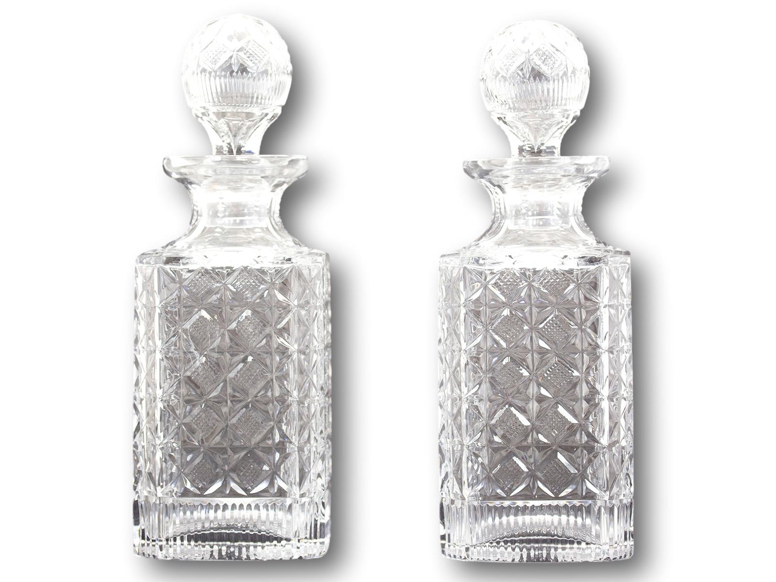 Modern Pair of Magnum Glass Decanters For Sale 4