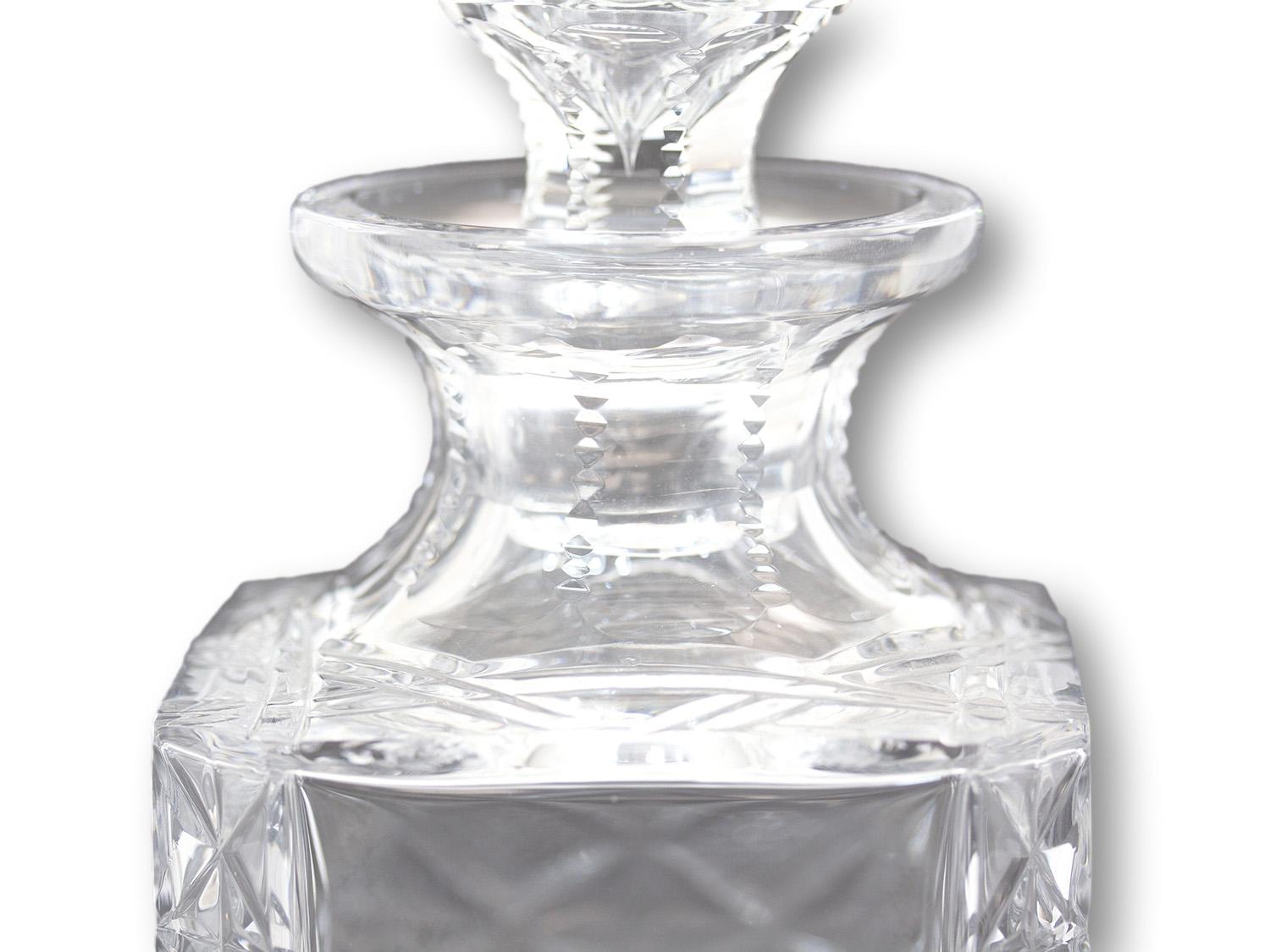 Modern Pair of Magnum Glass Decanters For Sale 8