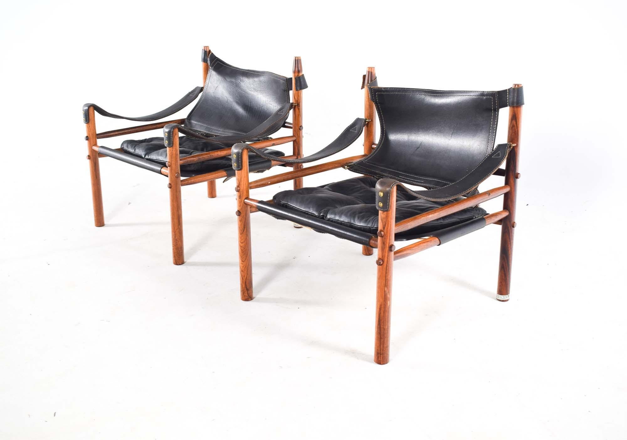 Mid-Century Modern Paire moderne de fauteuils Sirocco en bois de rose d'Arne Norell, 1960 en vente