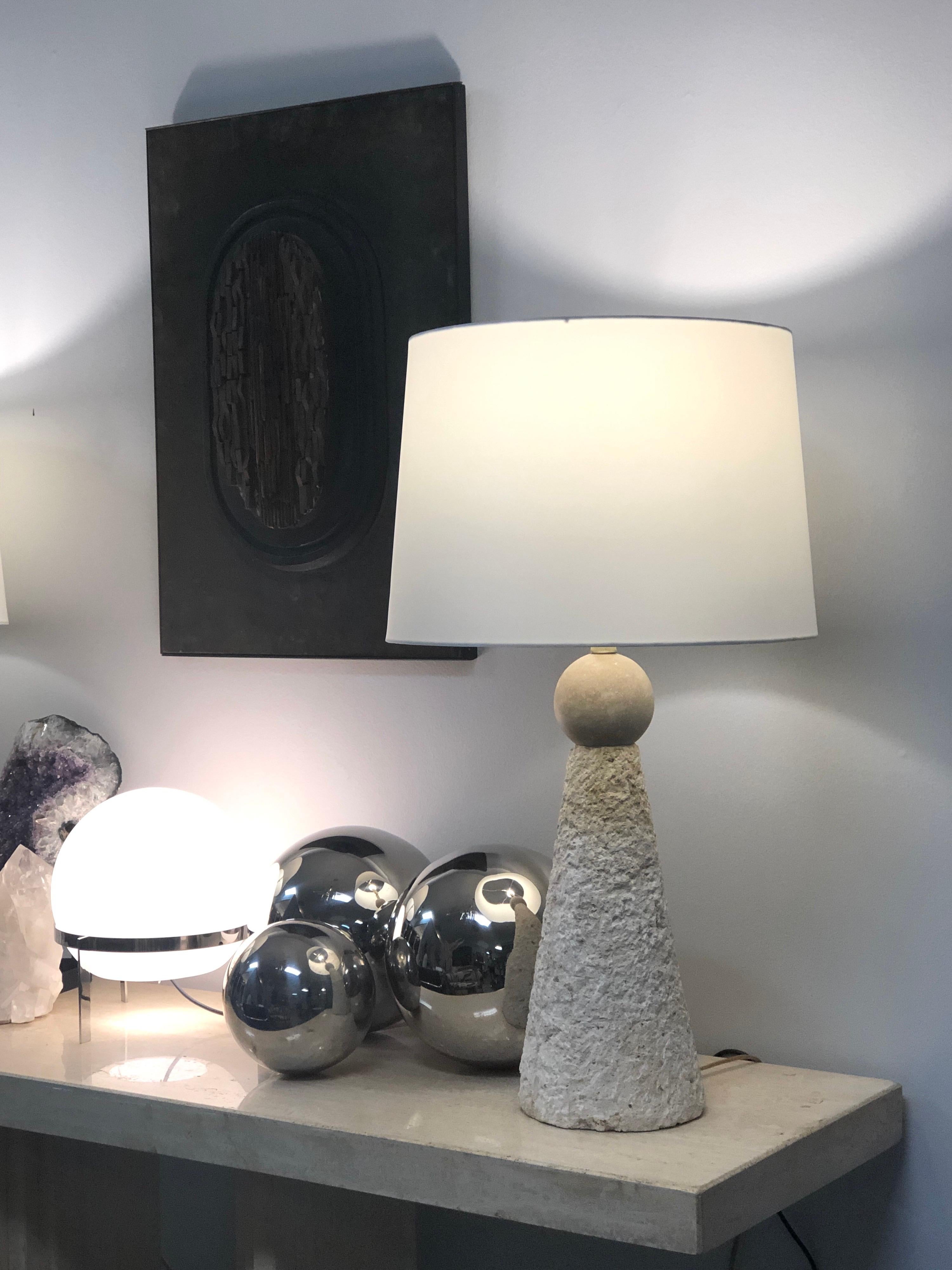 Modern Pair of Sculptural Stone Table Lamps, 1970s 4