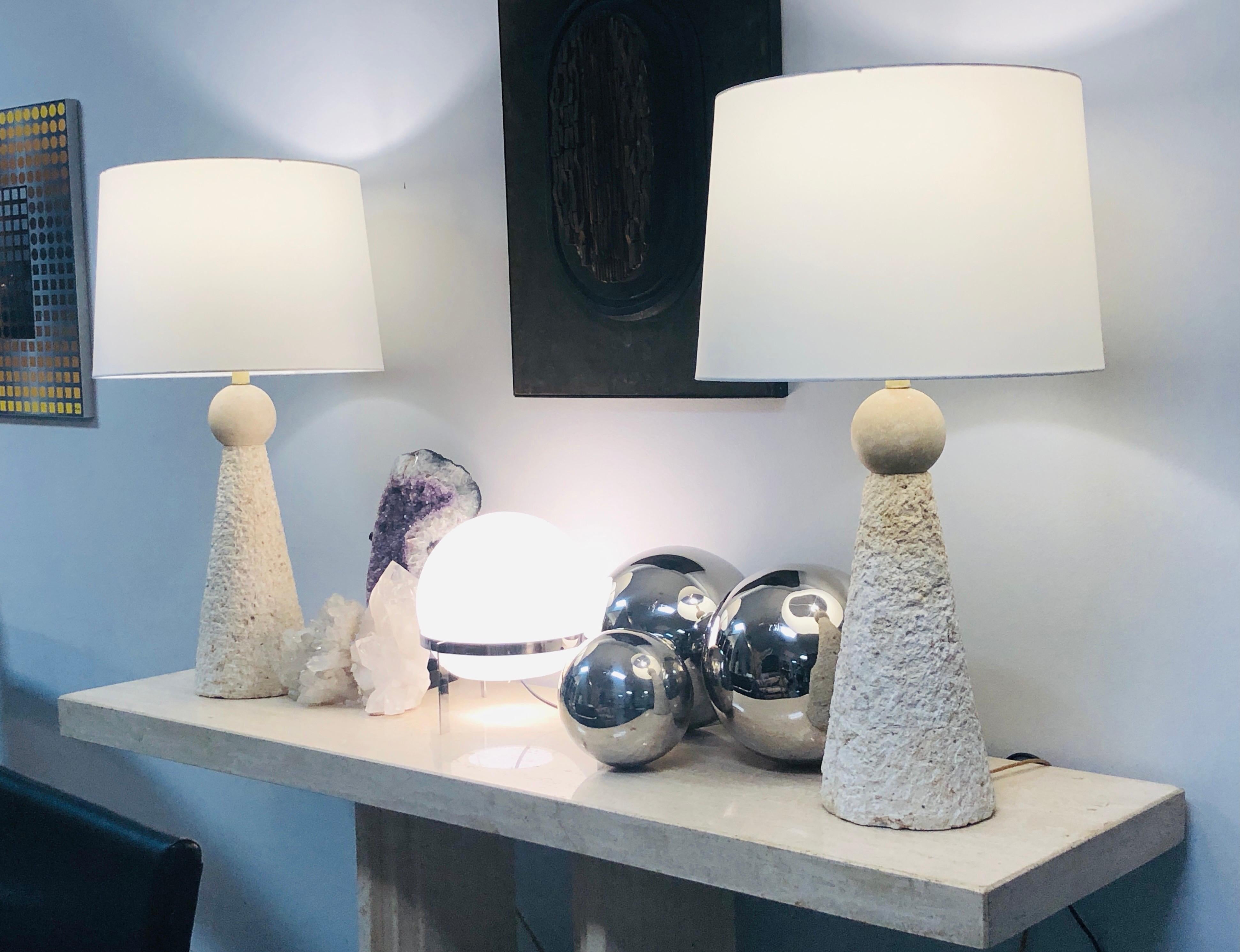 Modern Pair of Sculptural Stone Table Lamps, 1970s 3