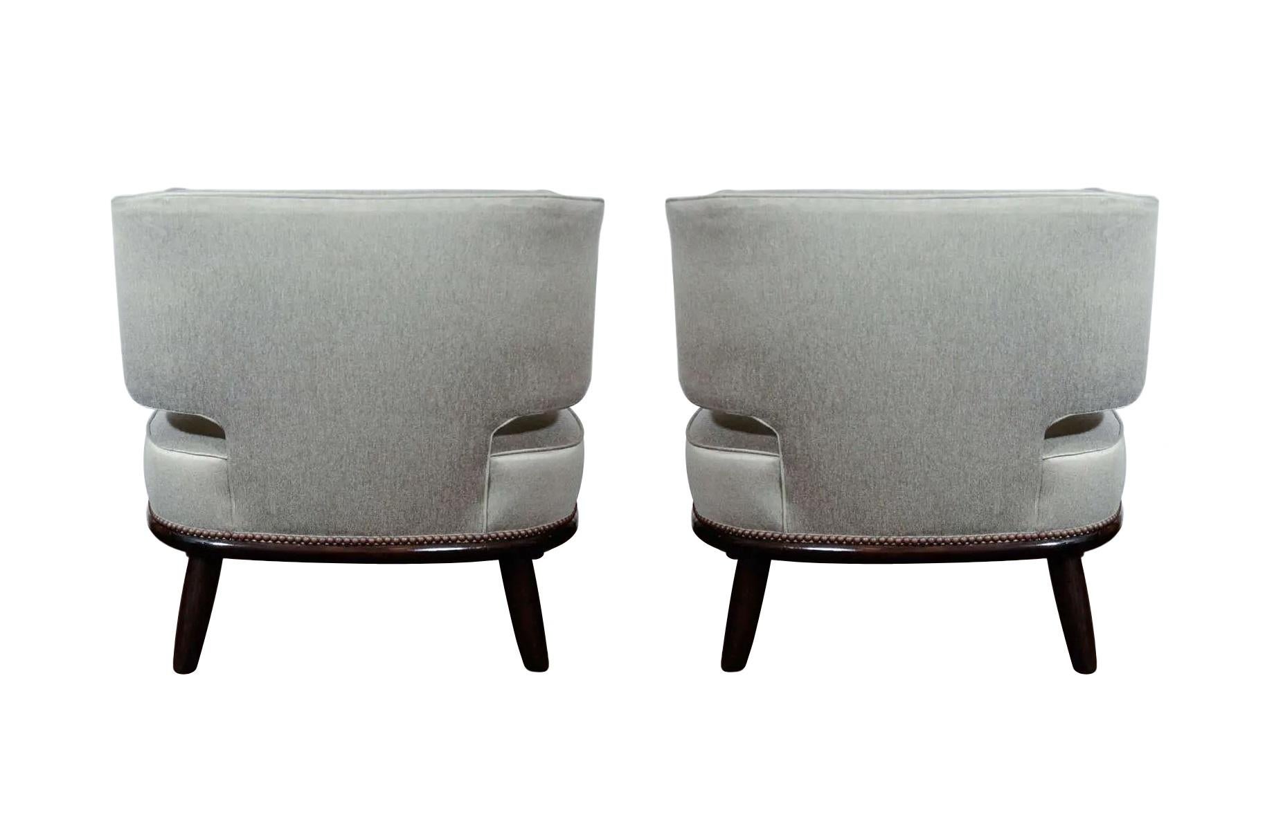 Modern Pair of Stylized Klismos Lounge Chairs For Sale 1