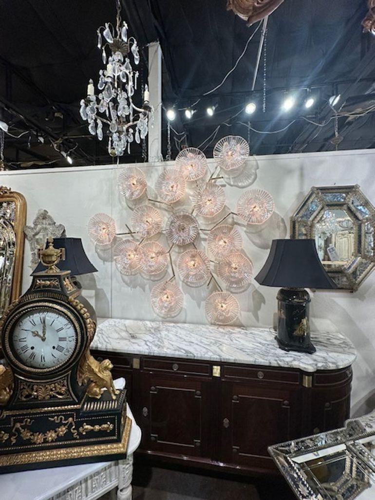Verre de Murano Art mural moderne rose pâle de Murano et laiton en vente