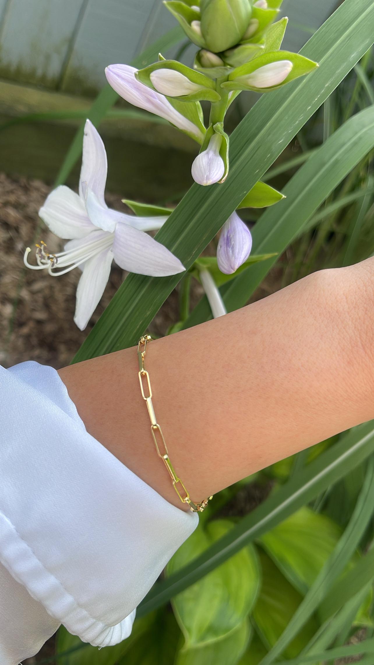 Bracelet chaîne moderne Paperclip en or 18 carats en vente 4