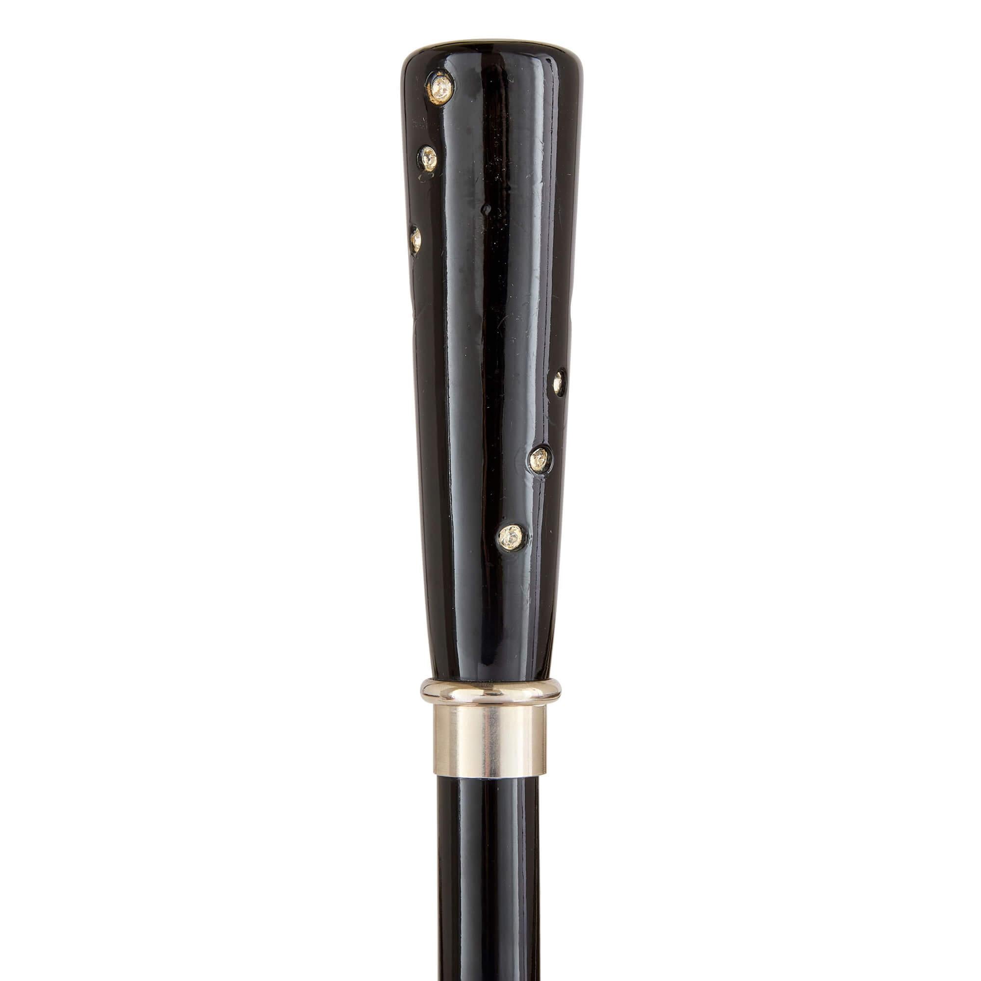Moderno Canna di legno moderna con inserti di gemme in pasta in vendita