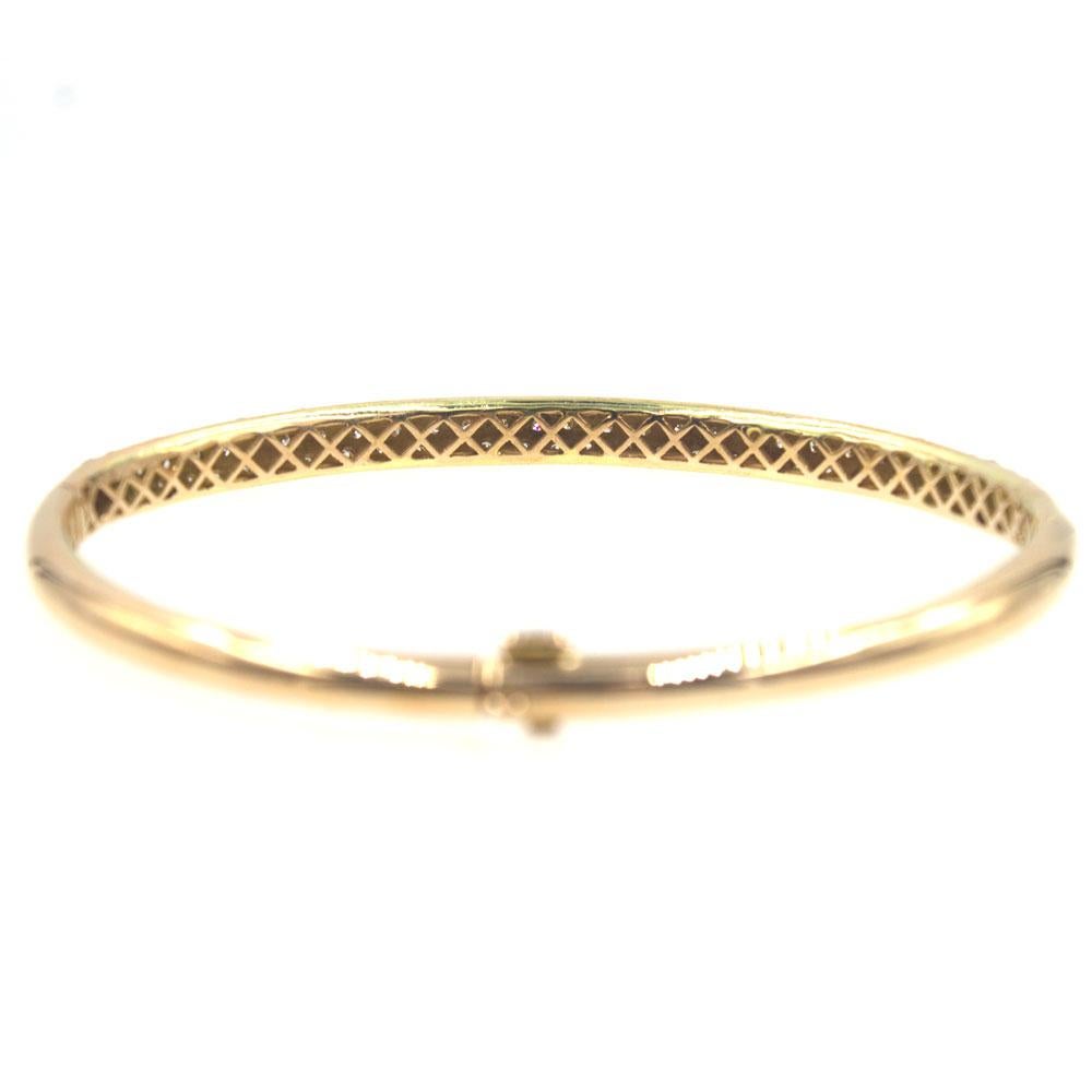 Round Cut Modern Pave Diamond 18 Karat Rose Gold Bangle Bracelet