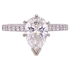 Modern Pear Shape Diamond Ring 18 Karat White Gold 1.23 Carat G/VS1 GIA