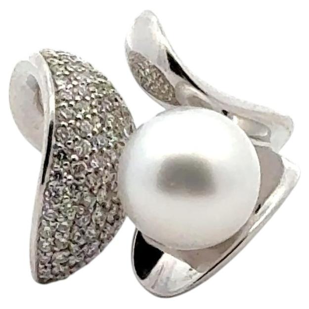 Modern Pearl Diamond White Gold Ring For Her For Sale