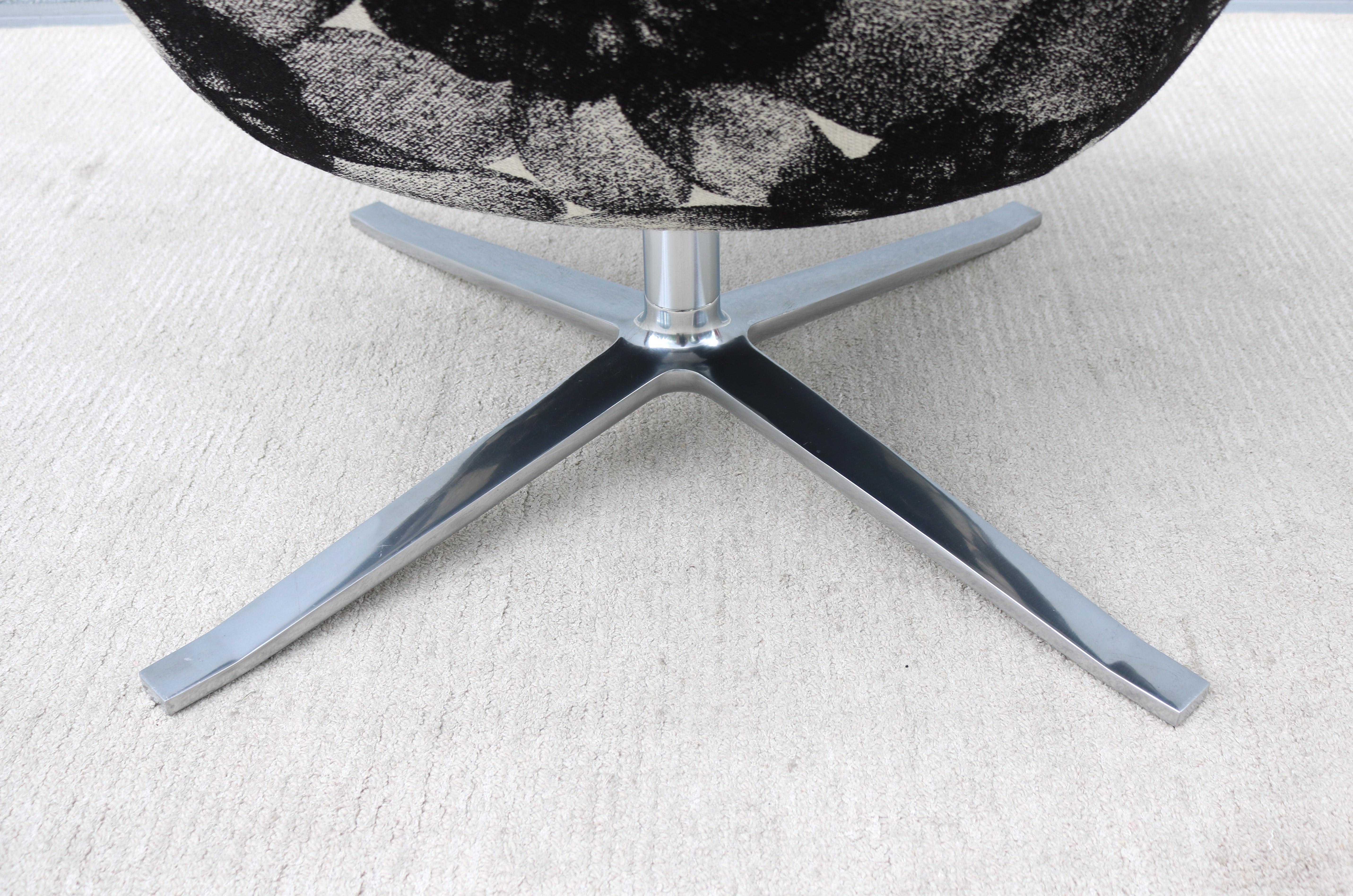 Modern Pearson Lloyd für Coalesse Black Bob Swivel Lounge Chair von Walter Knoll im Angebot 8