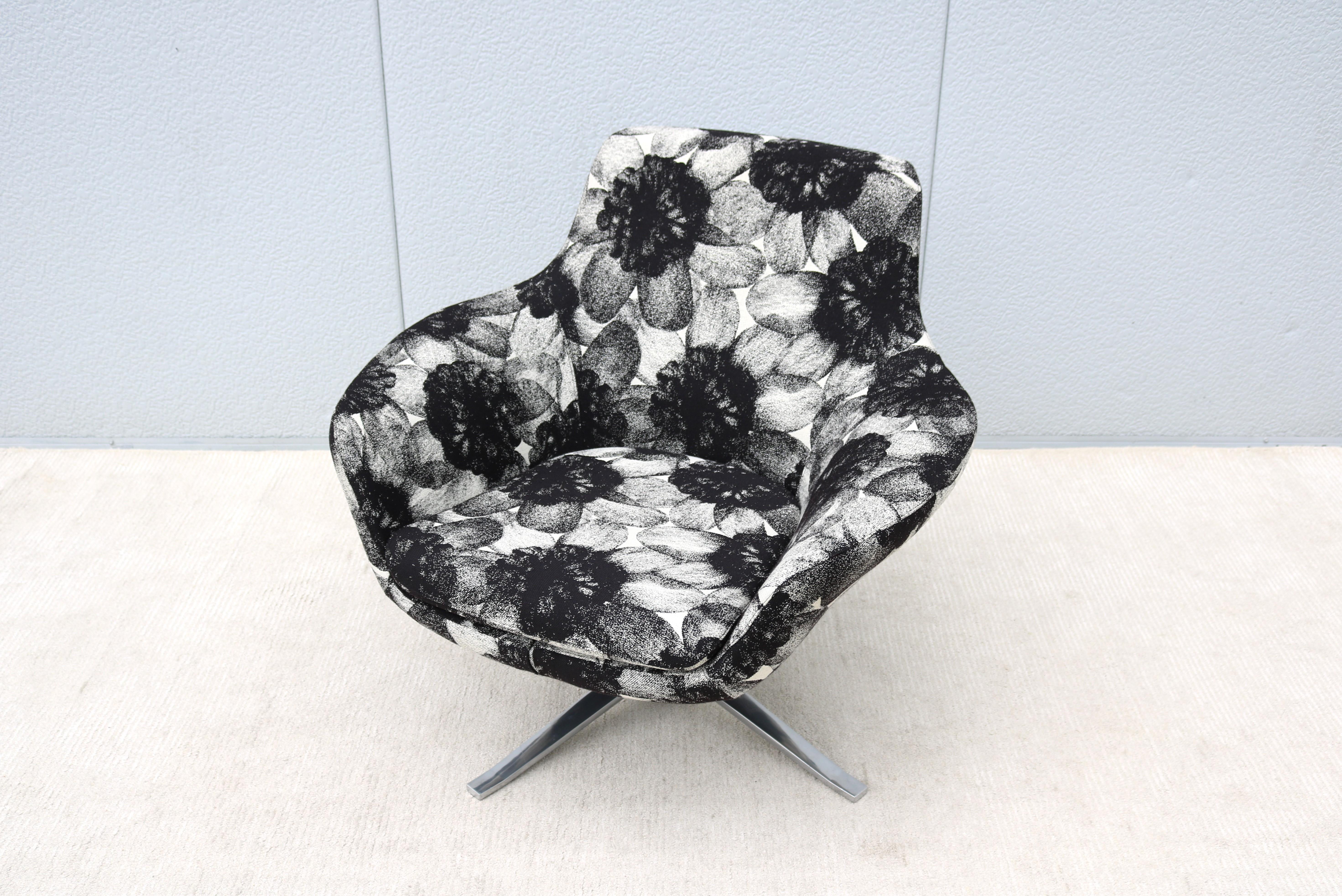 Modern Pearson Lloyd für Coalesse Black Bob Swivel Lounge Chair von Walter Knoll (Moderne) im Angebot