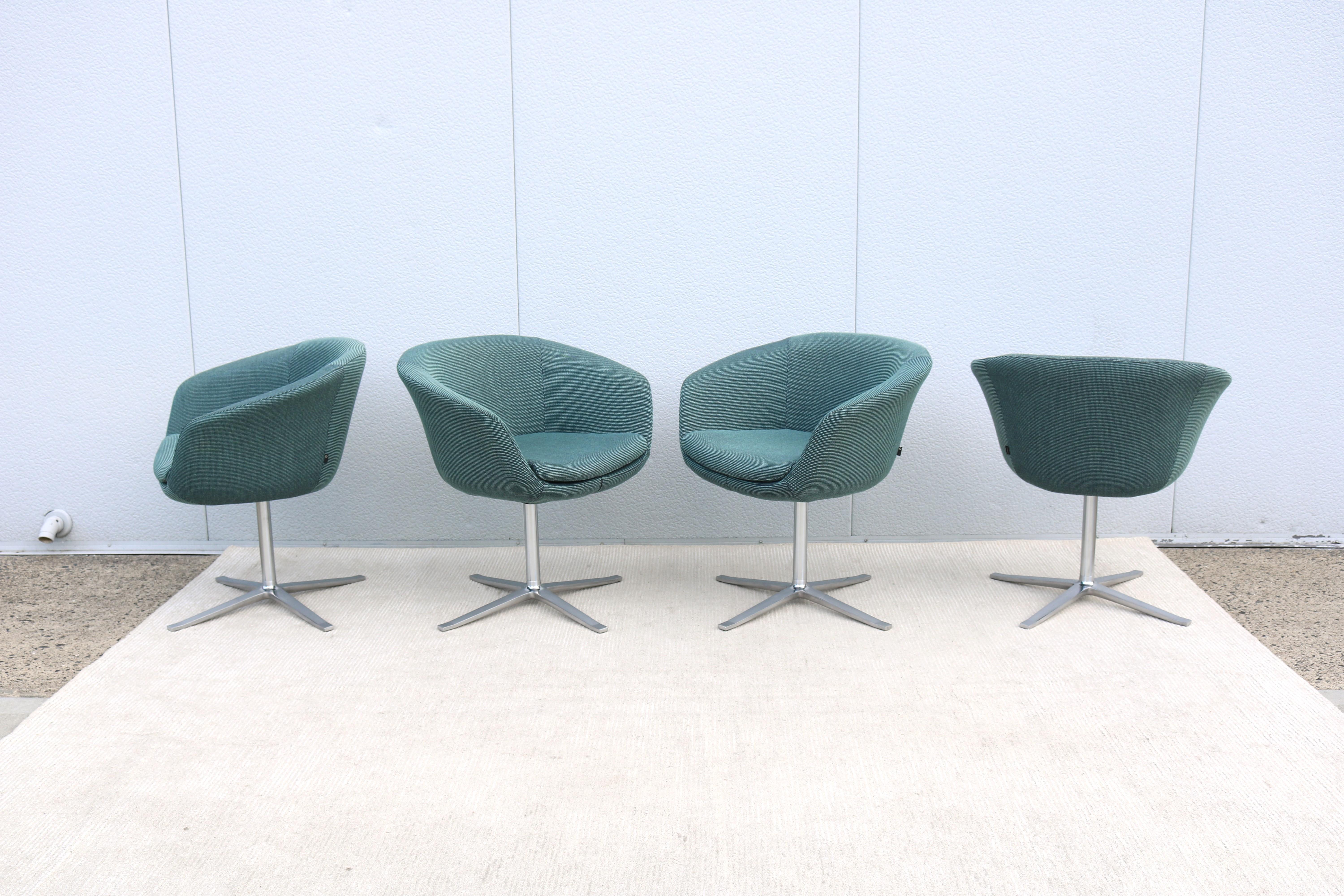XXI secolo e contemporaneo Sedie girevoli moderne Pearson Lloyd per Coalesse Bob di Walter Knoll - Set di 4 in vendita