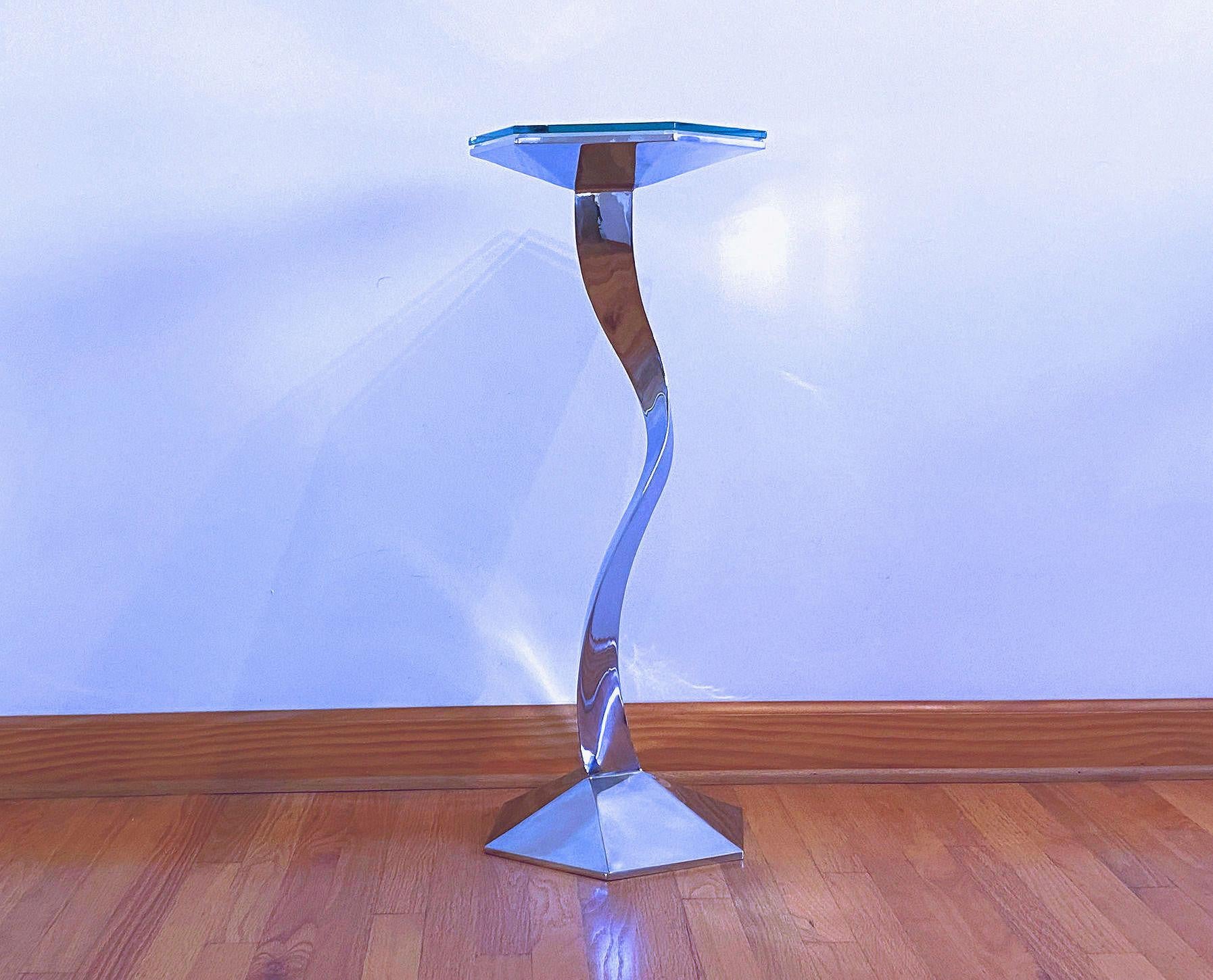 Modern Pedestal Style Table By Curtis Norton In Good Condition For Sale In Kilmarnock, VA
