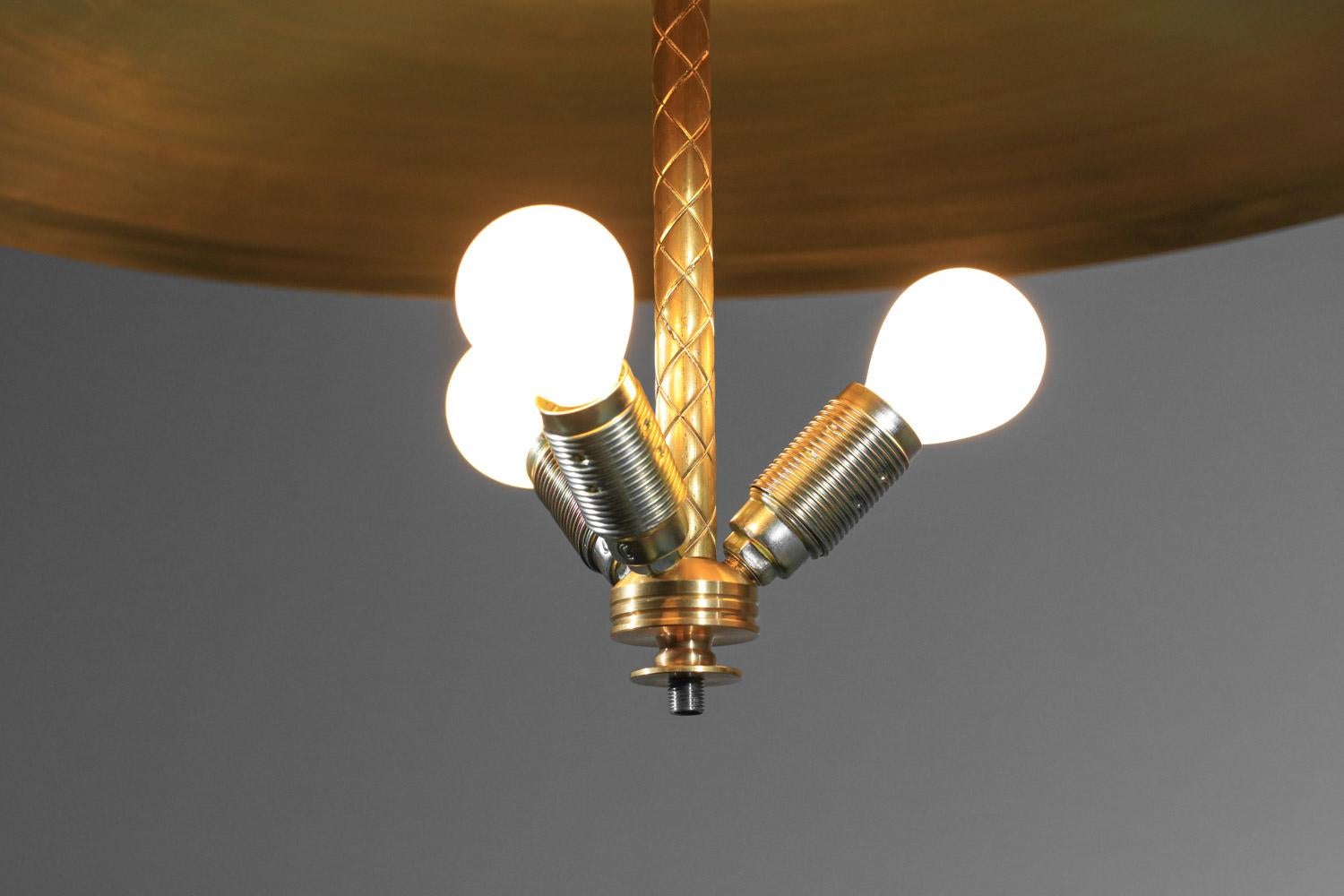 modern  pendant light in massive brass and lacquered metal vintage style 60s For Sale 5