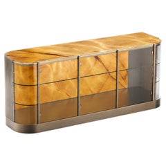 Credenza moderna in marmo Penedo color rovere grigiastro, realizzata a mano in Portogallo da Greenapple