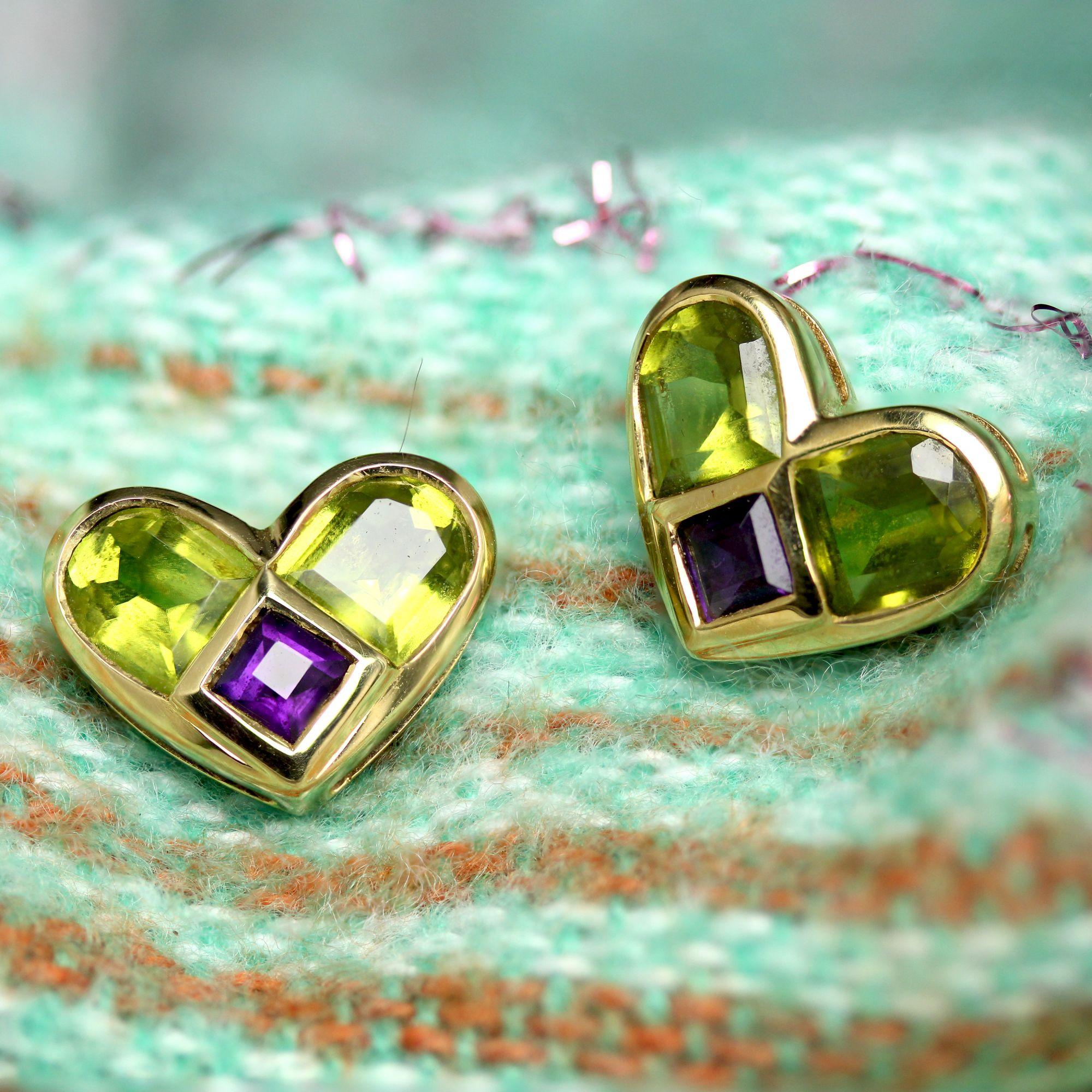 Square Cut Modern Peridot Amethyst 18 Karat Yellow Gold Heart Stud Earrings For Sale