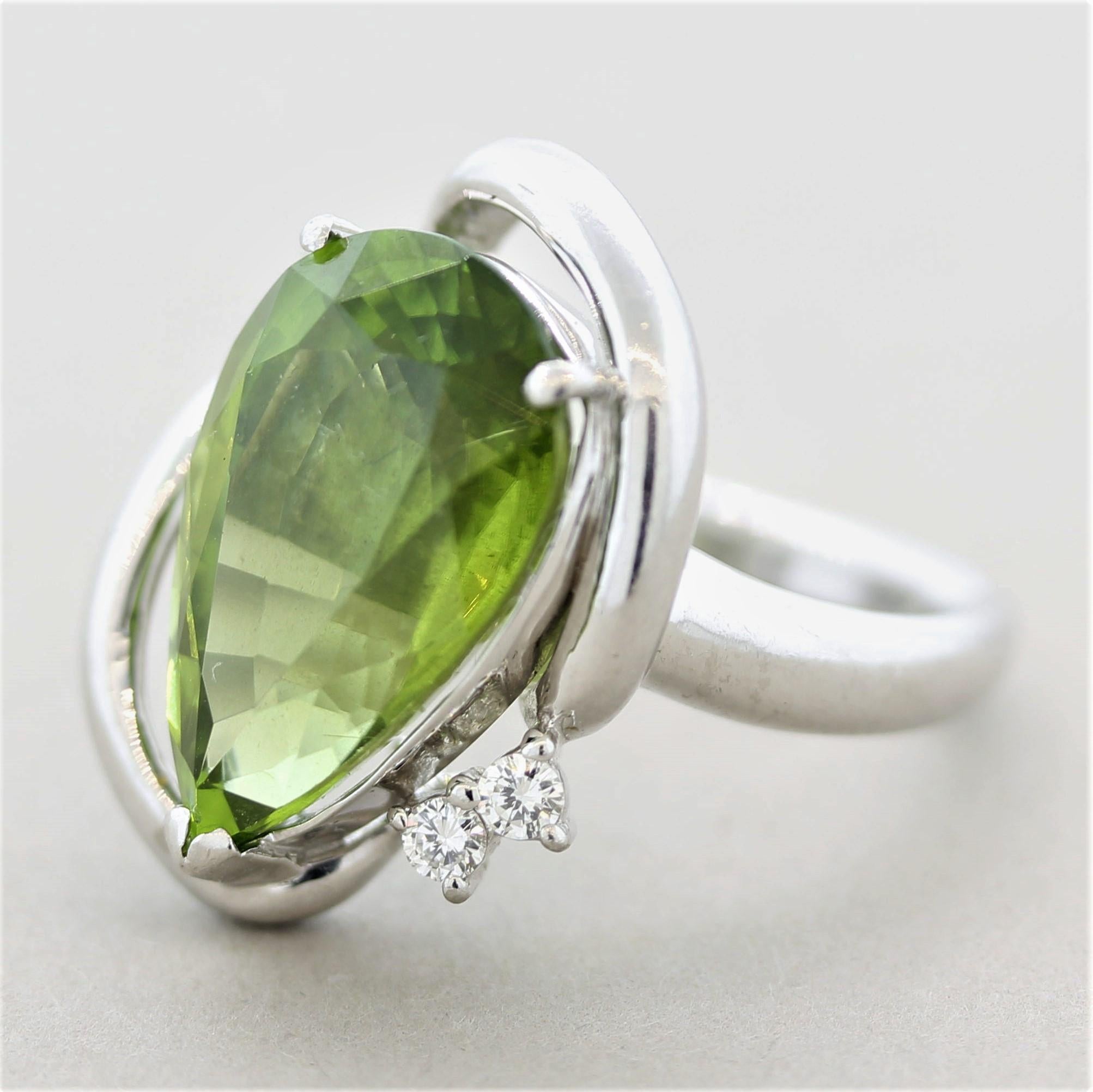 modern peridot rings