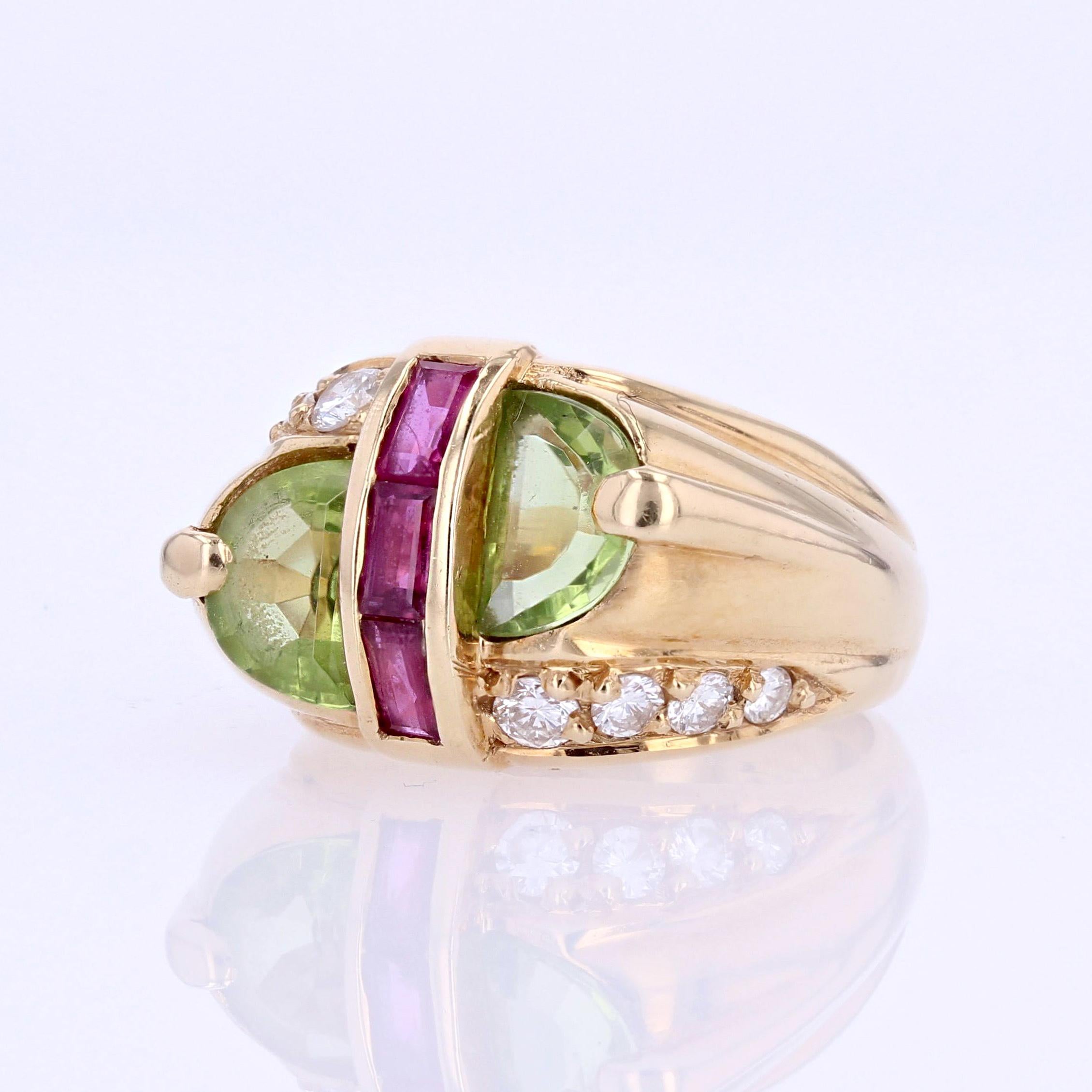 Modern Peridot Rubies Diamonds 18 Karat Yellow Gold Signet Ring For Sale 2