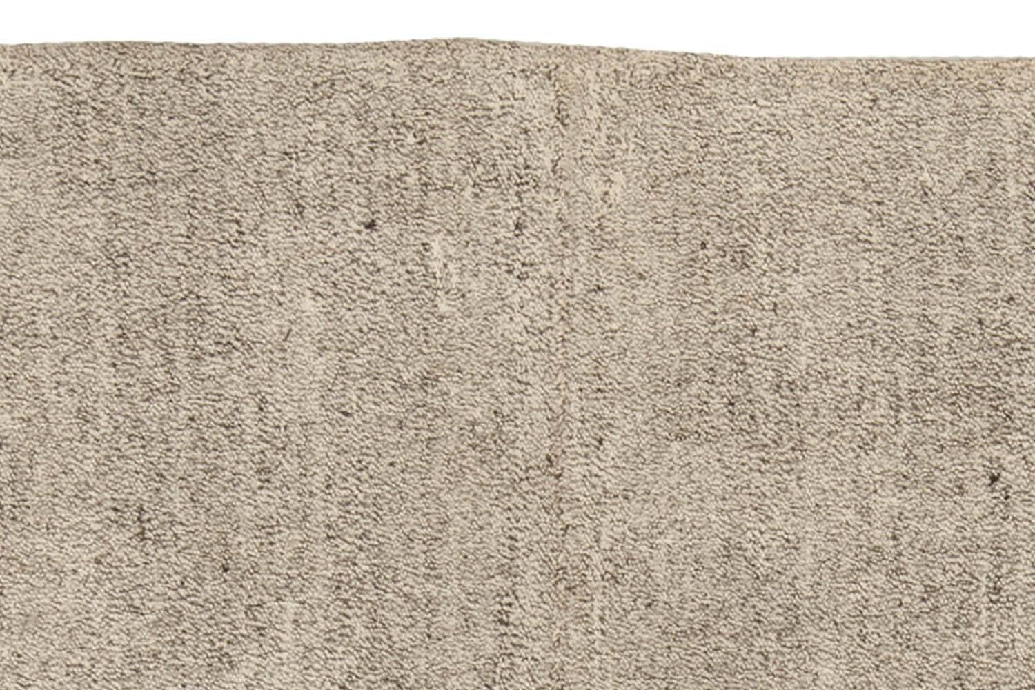 Modern Persian Beige and Grey Handmade Wool Kilim Rug by Dorie Leslie Blau In New Condition For Sale In New York, NY