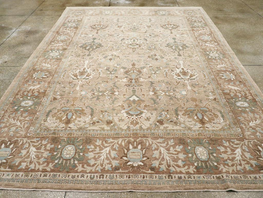 Dieser antike persische Mahal-Teppich mit den Maßen 9' 0
