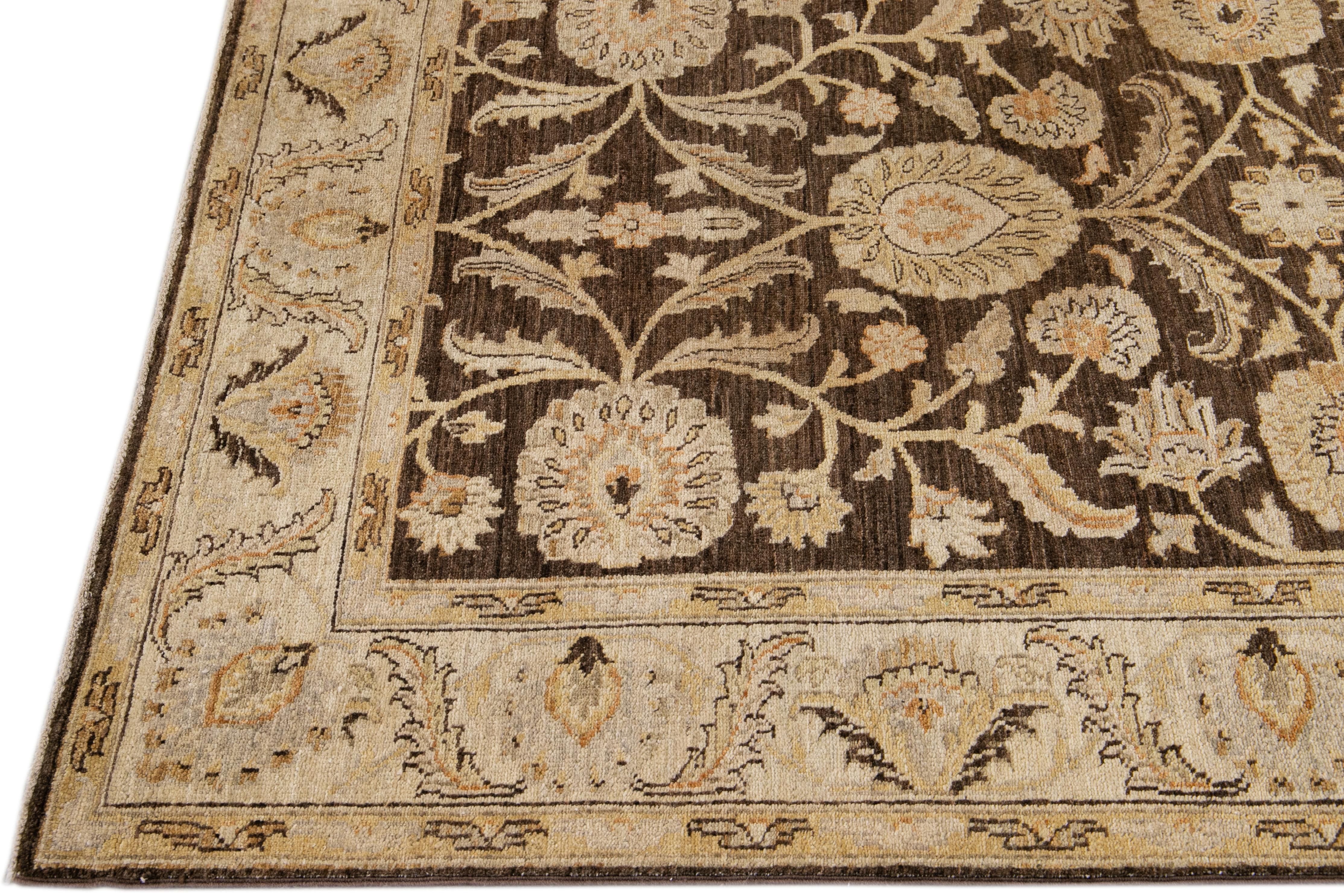 Modern Peshawar Brown Handmade Palmettes Design Wool Runner Rug (Afghanisch) im Angebot
