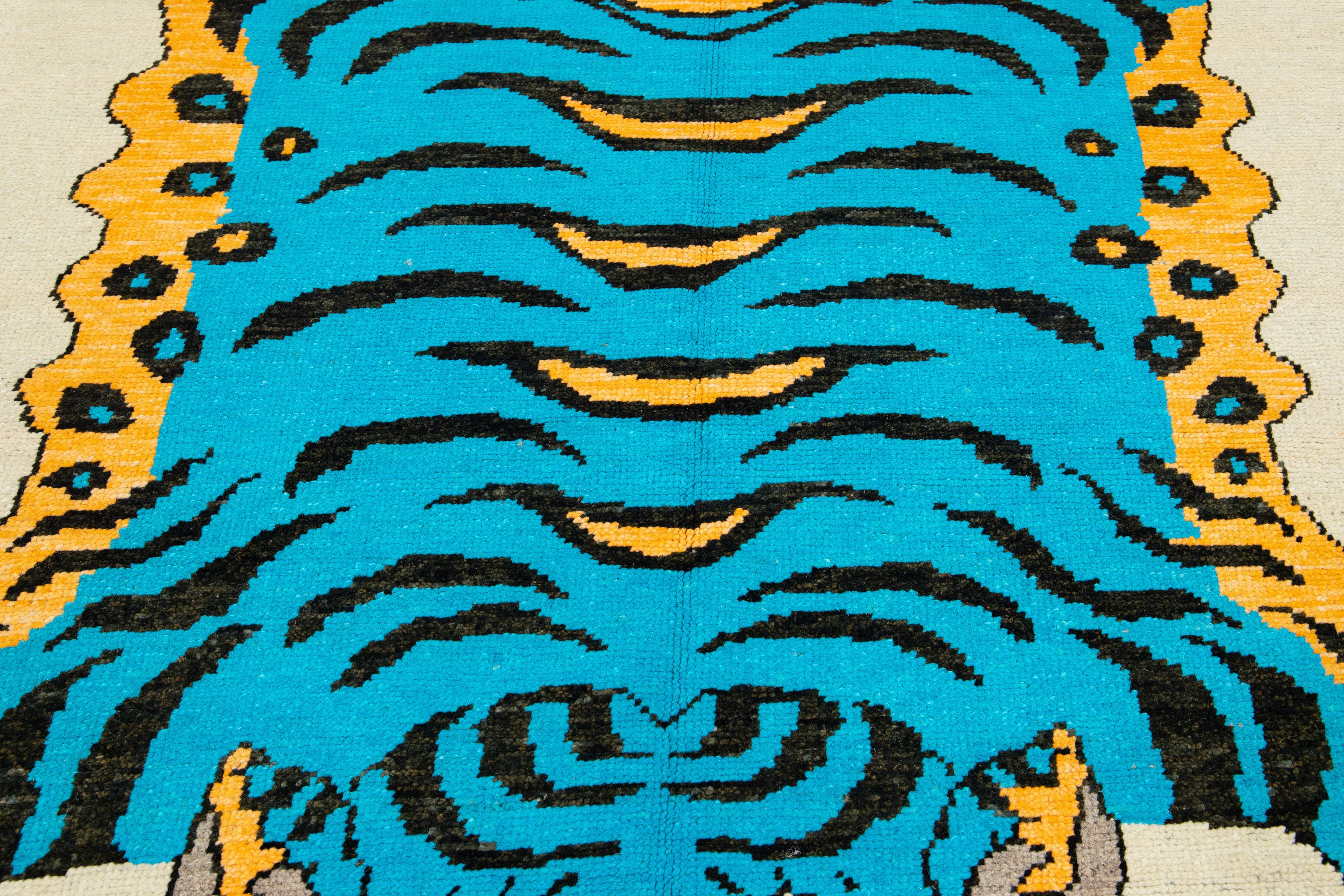 Modern Pictorial Hand-Knotted Wool Rug In Beige For Sale 3