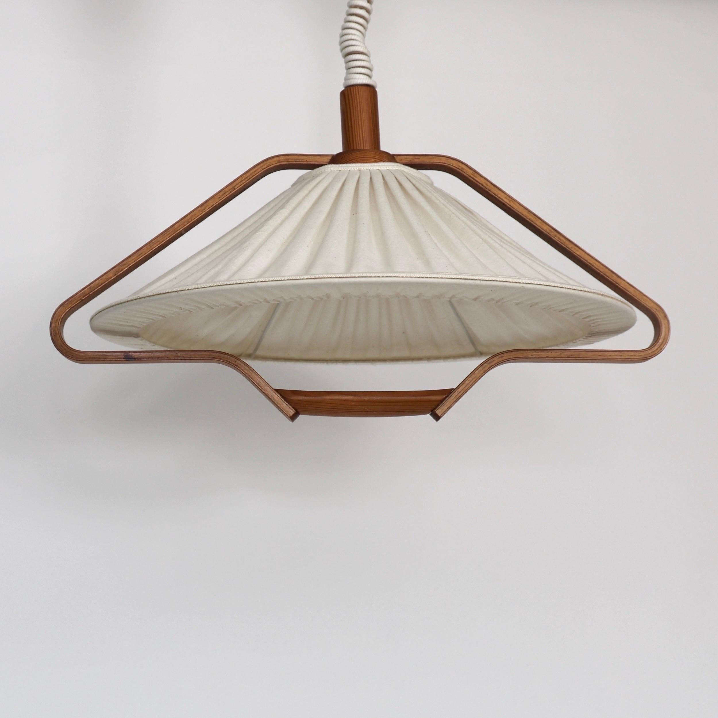 Modern Pine Wood Suspension Pendant by Markslöjd, Sweden, 1980s In Good Condition For Sale In Værløse, DK