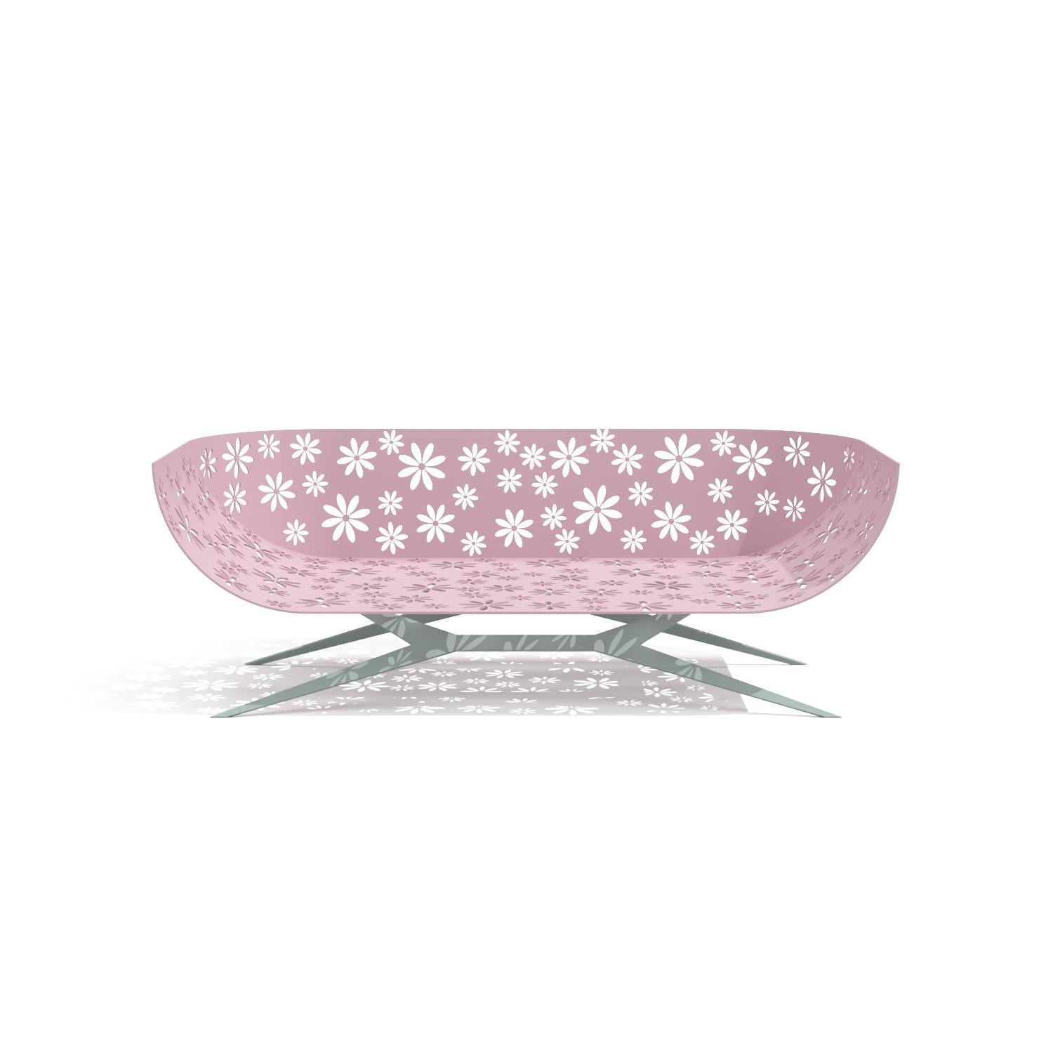 Mesa de centro cuadrada de exterior moderna rosa y gris con diseño floral en venta 7