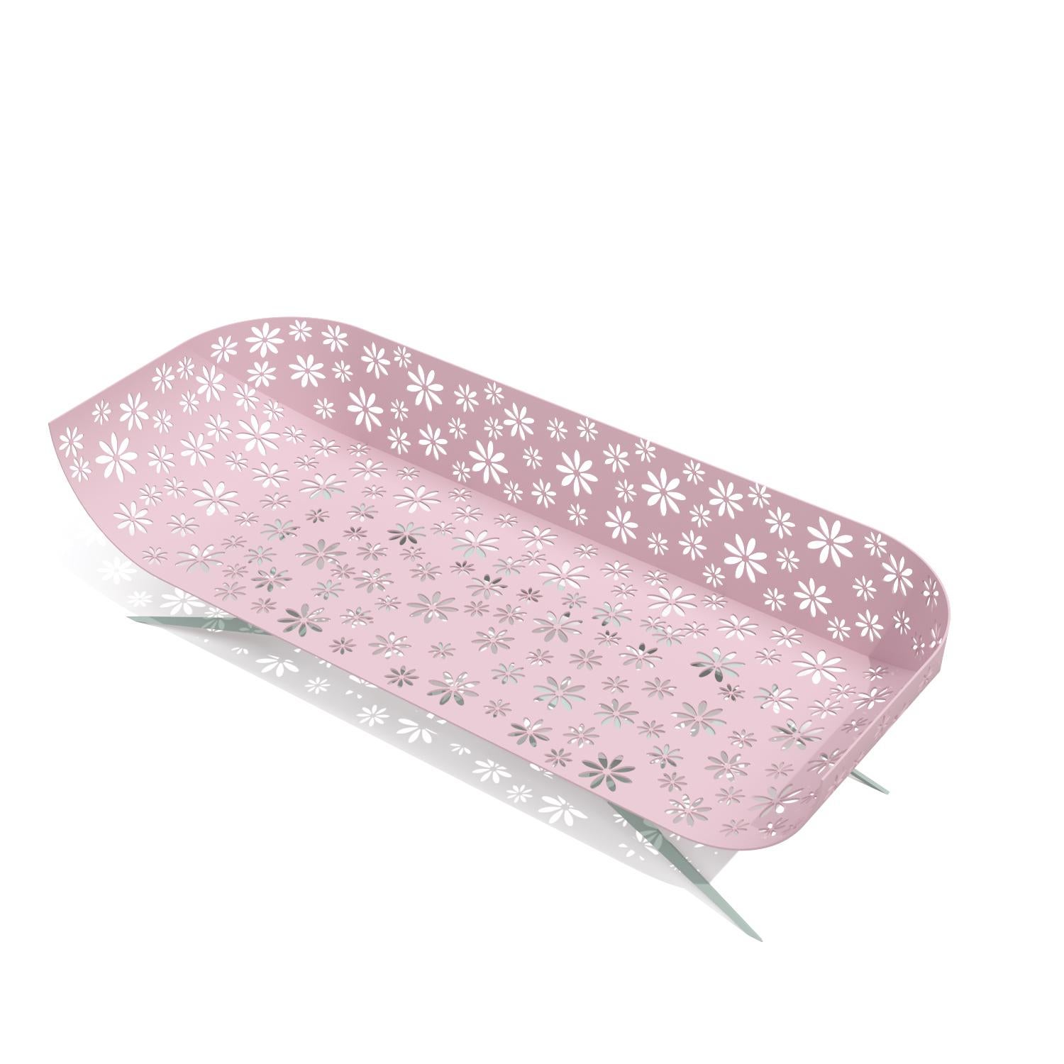 Mesa de centro cuadrada de exterior moderna rosa y gris con diseño floral en venta 10