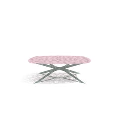 Table basse centrale carrée d'extérieur rose et grise avec motif floral