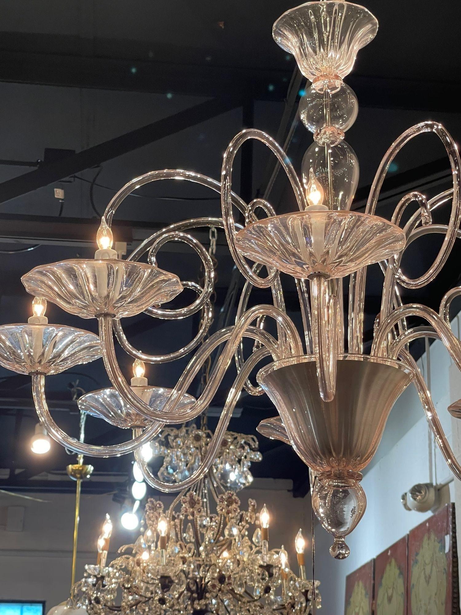 Lampadario moderno in vetro di Murano rosa a 8 luci In condizioni buone in vendita a Dallas, TX