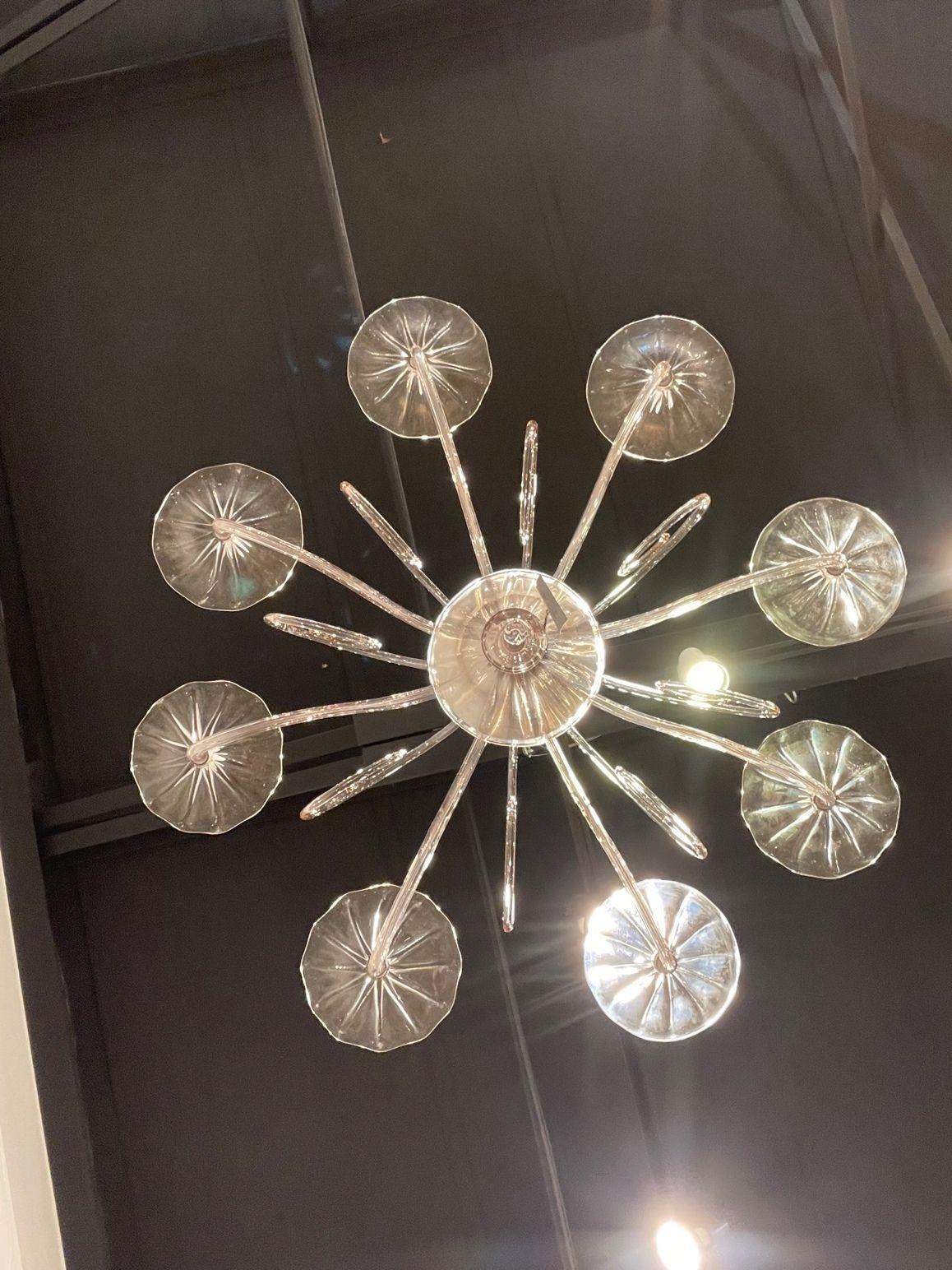 Lampadario moderno in vetro di Murano rosa a 8 luci in vendita 2
