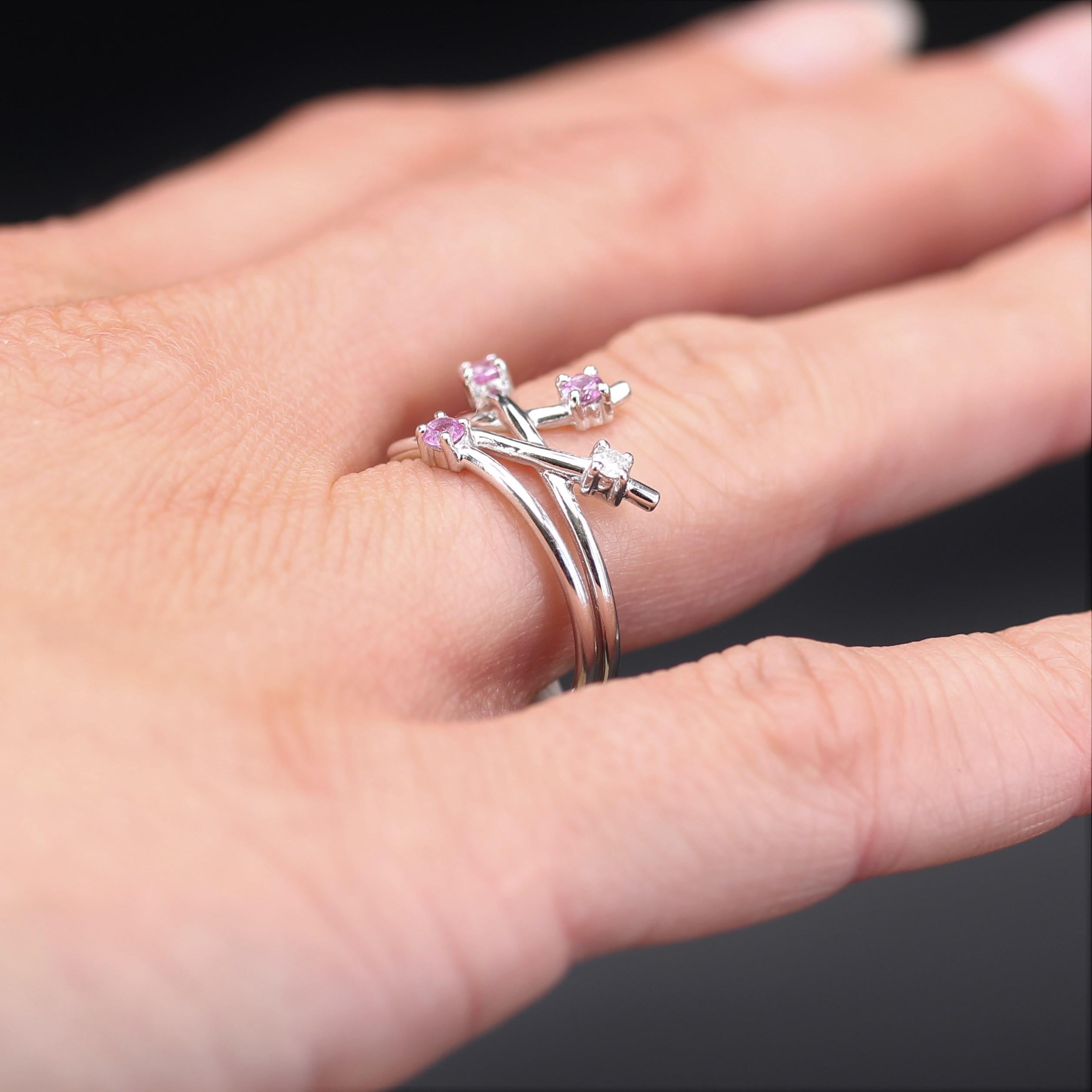 Modern Pink Sapphire Diamond 18 Karat White Gold Ring For Sale 4