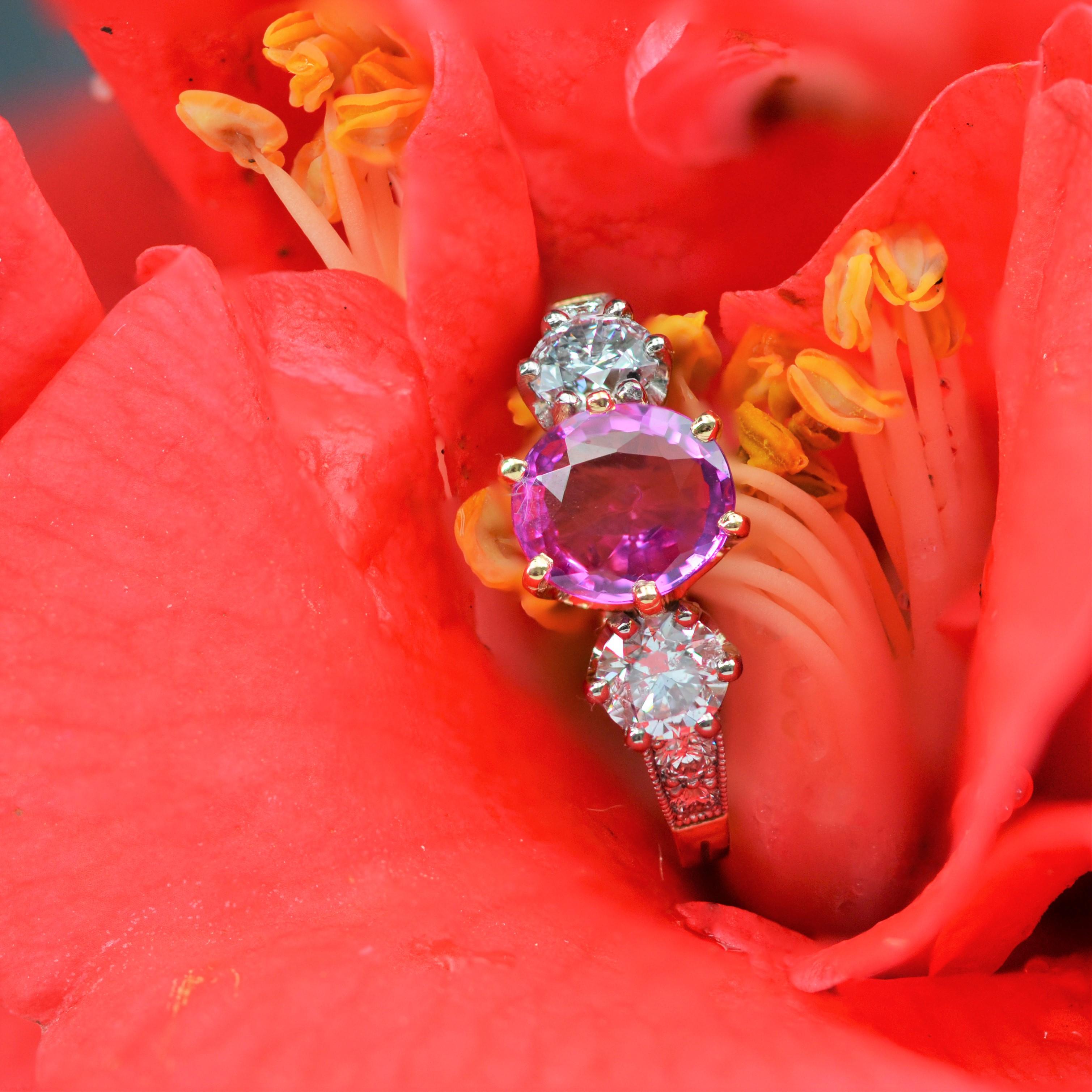 Modern Pink Sapphire Diamonds 18 Karat Yellow Gold Platinum Ring For Sale 6