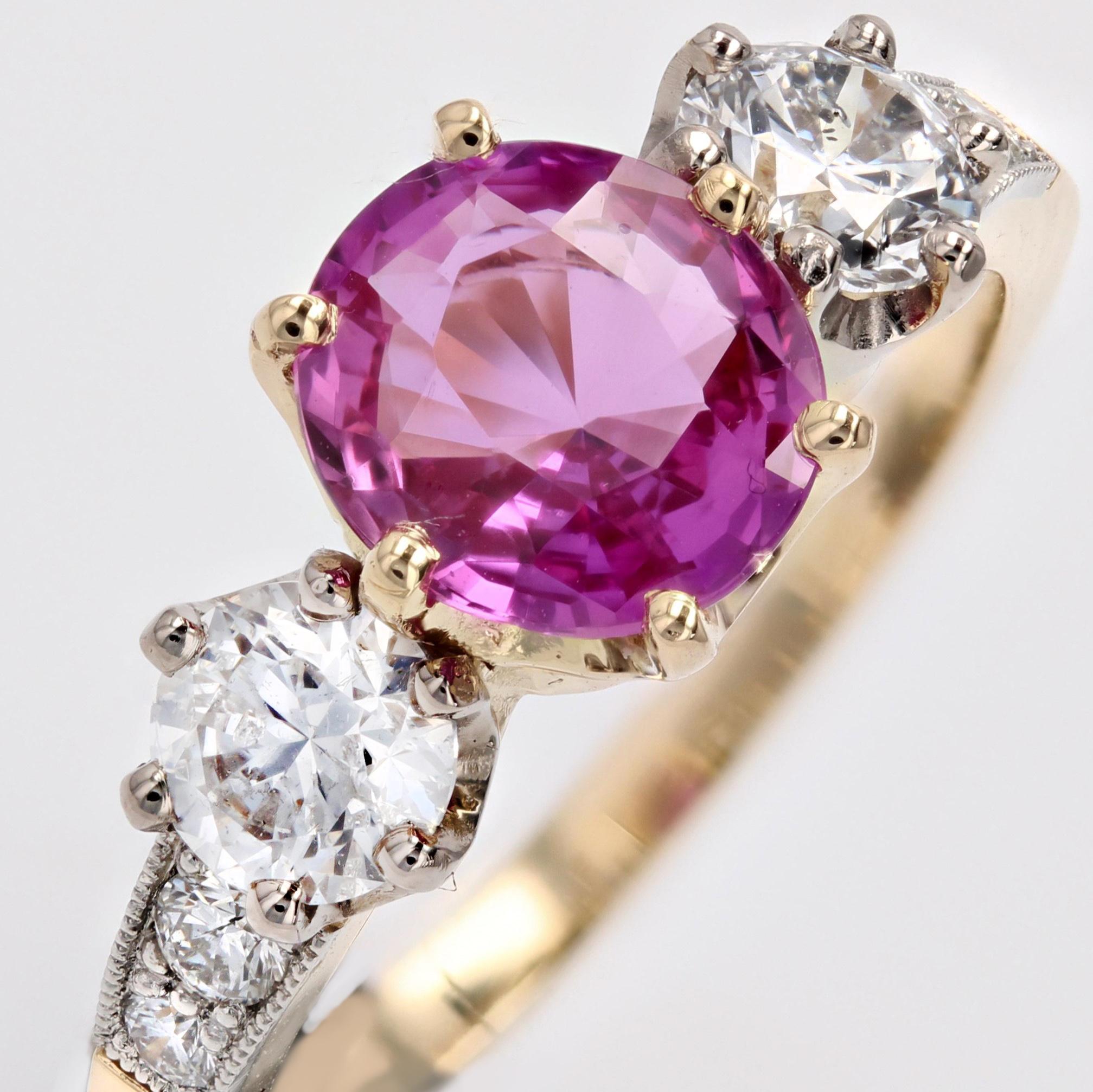 Modern Pink Sapphire Diamonds 18 Karat Yellow Gold Platinum Ring For Sale 4