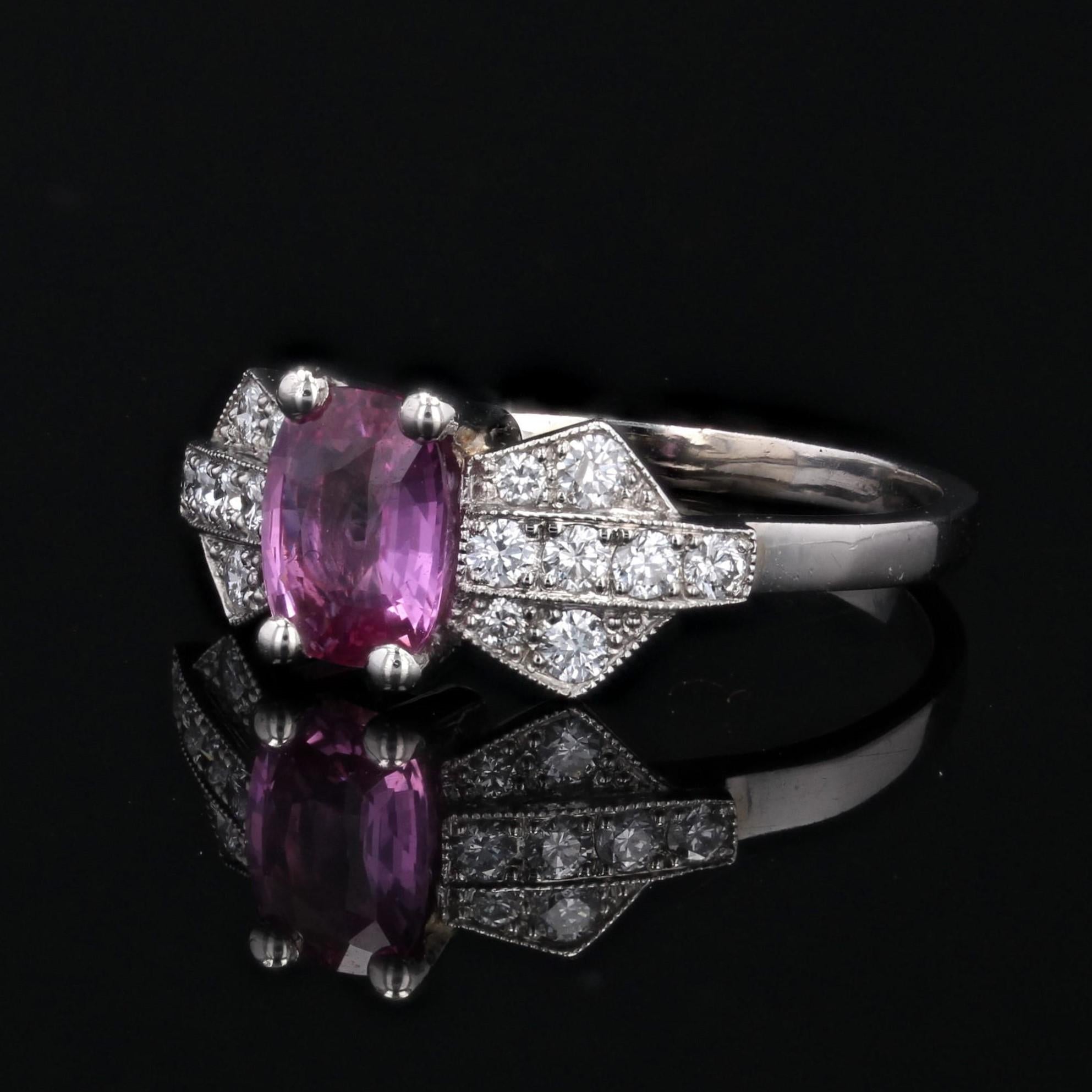 Modern Pink Sapphire Diamonds Platinum Ring In New Condition In Poitiers, FR