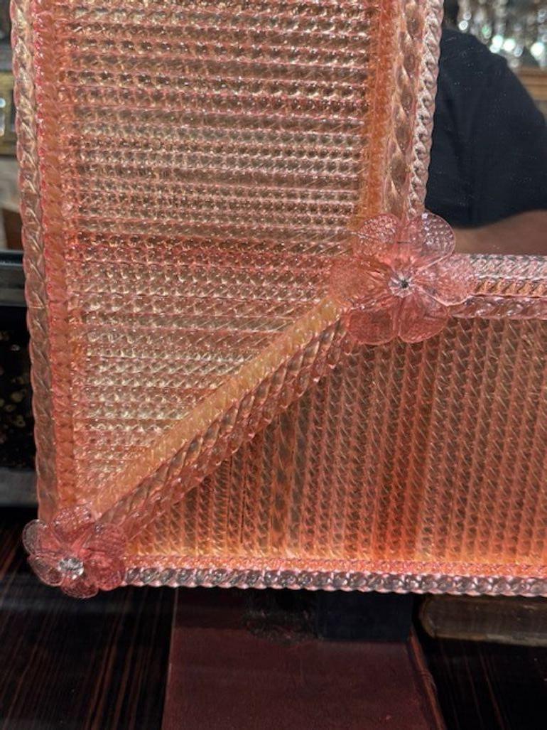 Modern Pink Twist Murano Glass Mirror In Good Condition For Sale In Dallas, TX