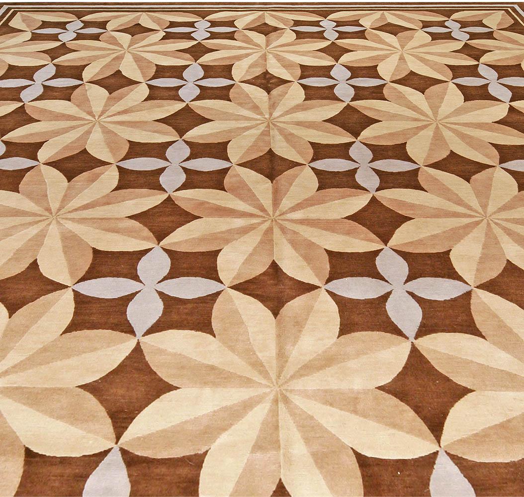 Modern pinwheel design brown beige handmade wool rug by Doris Leslie Blau
Size: 9'0