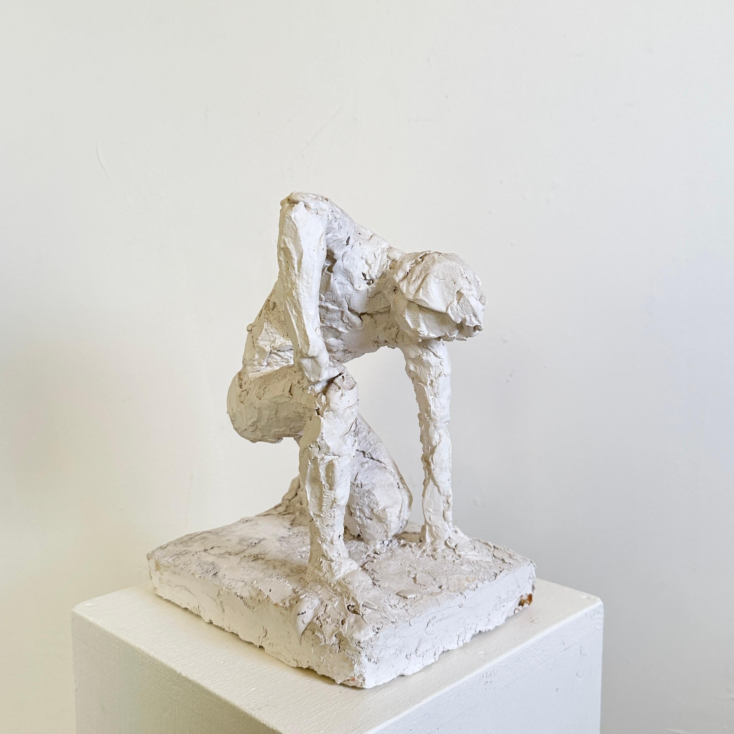 Modern Plaster Sculpture of a Kneeling Man, France, around 1950 4