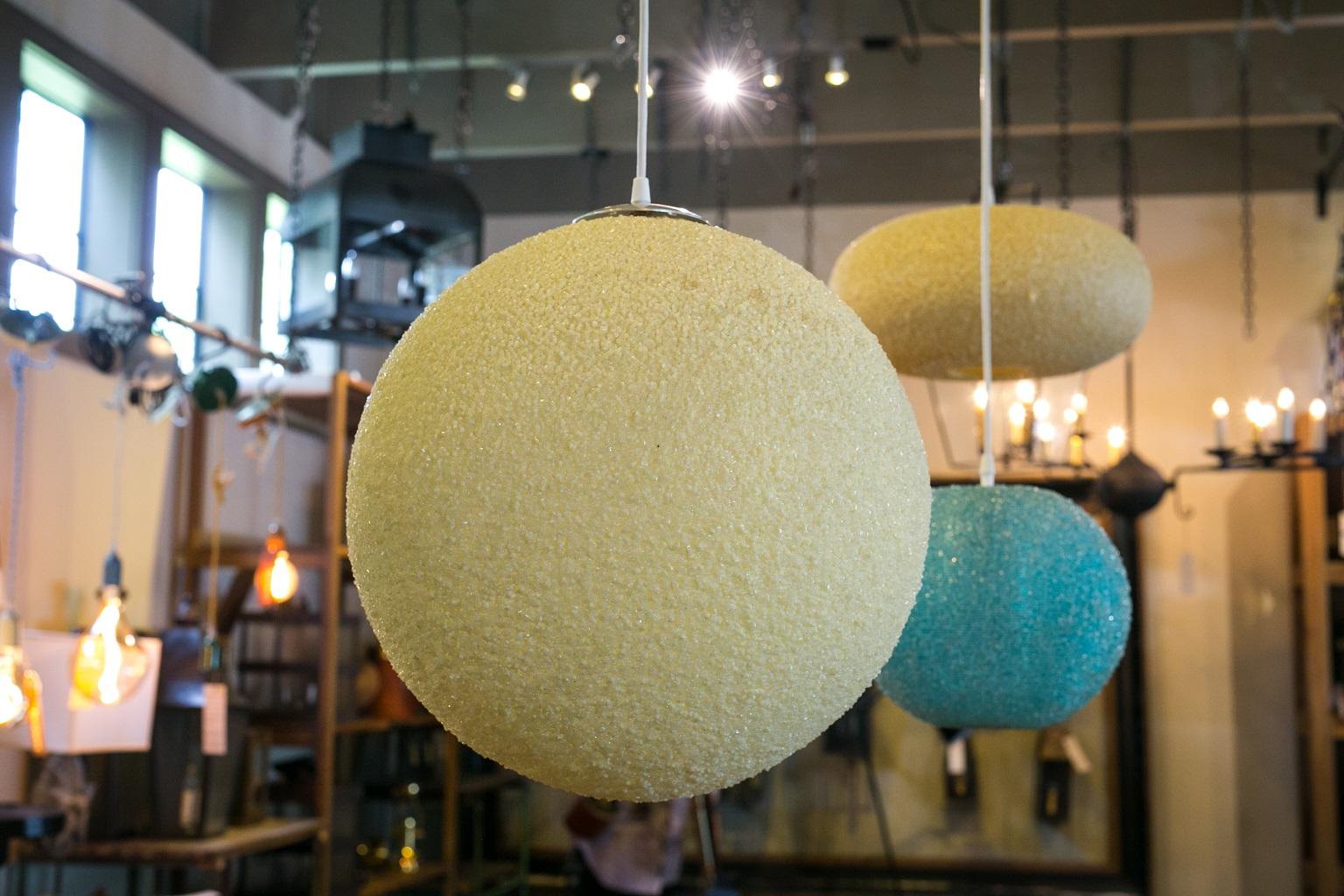 Modern Textured Globe-Shaped Light In Excellent Condition In Houston, TX